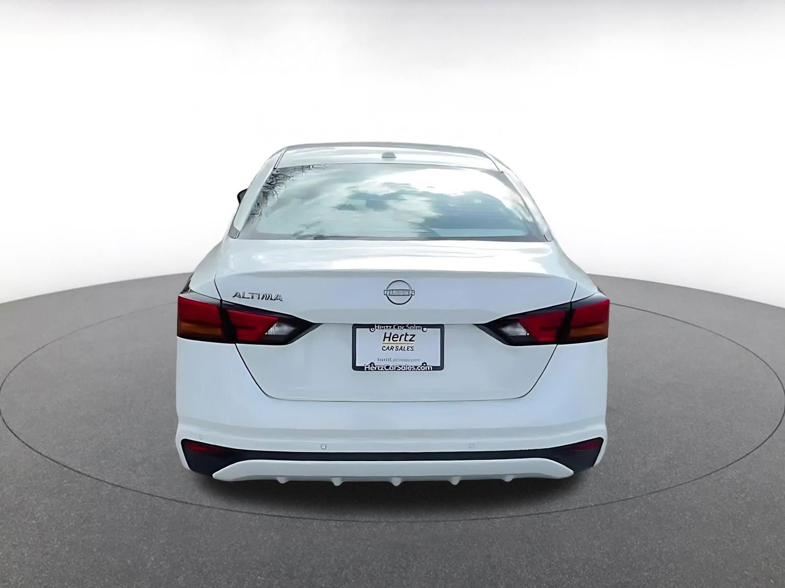 Thumbnail: 2025 Nissan Altima - 12