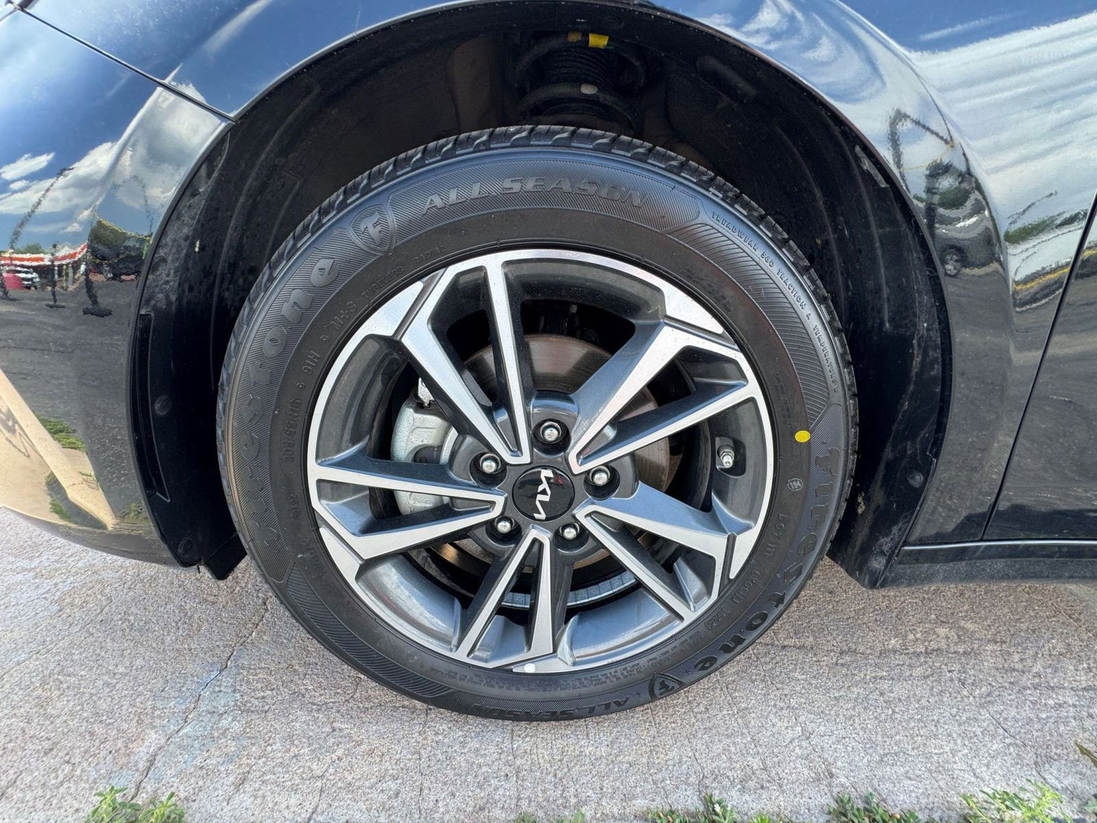 2024 Kia Forte LXS 28