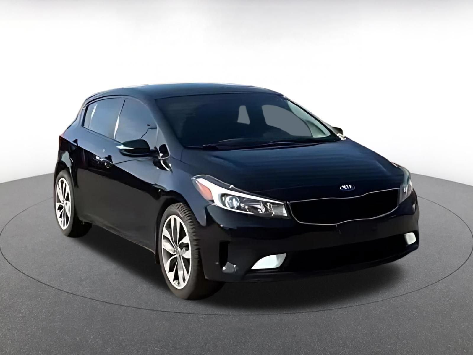 Thumbnail: 2018 Kia Forte - 3