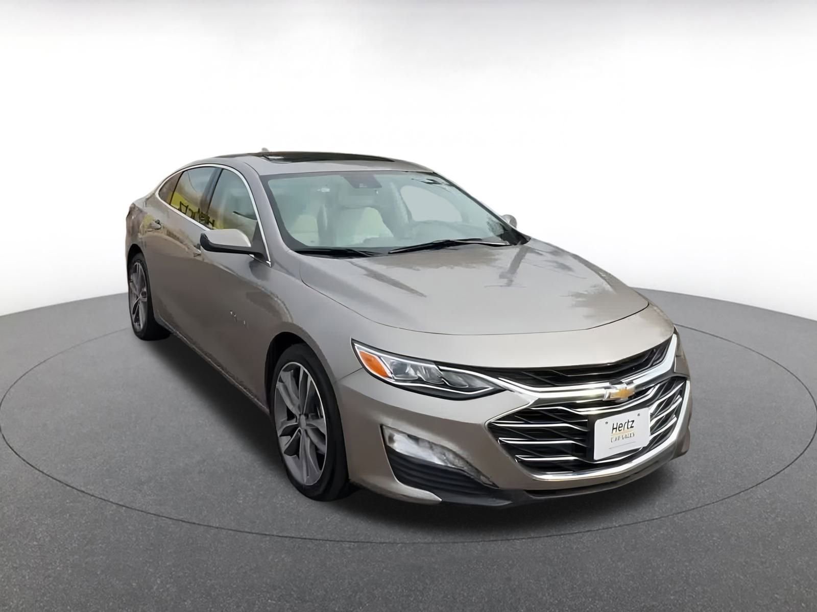 Thumbnail: 2024 Chevrolet Malibu - 3