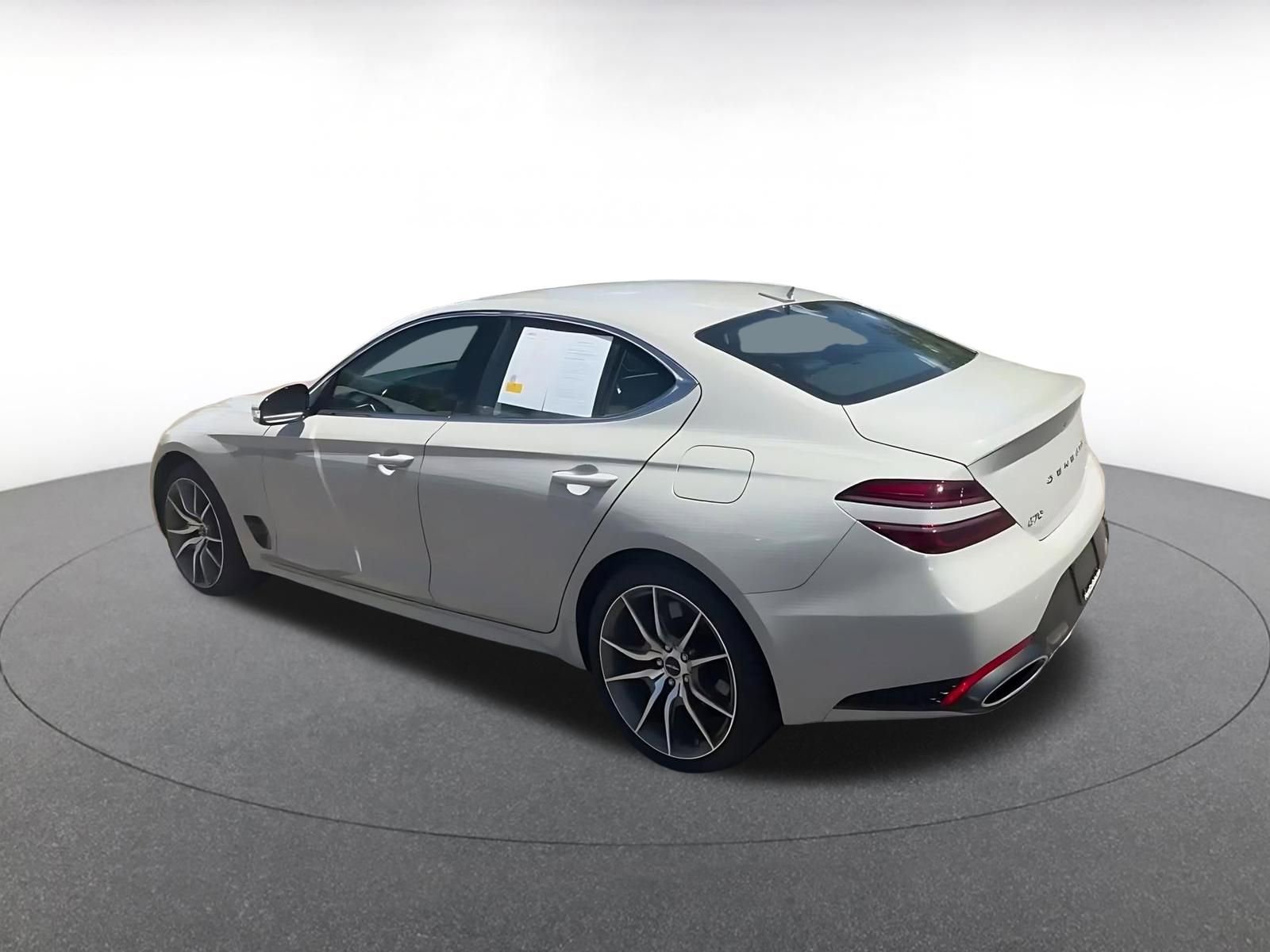 Thumbnail: 2025 Genesis G70 - 10