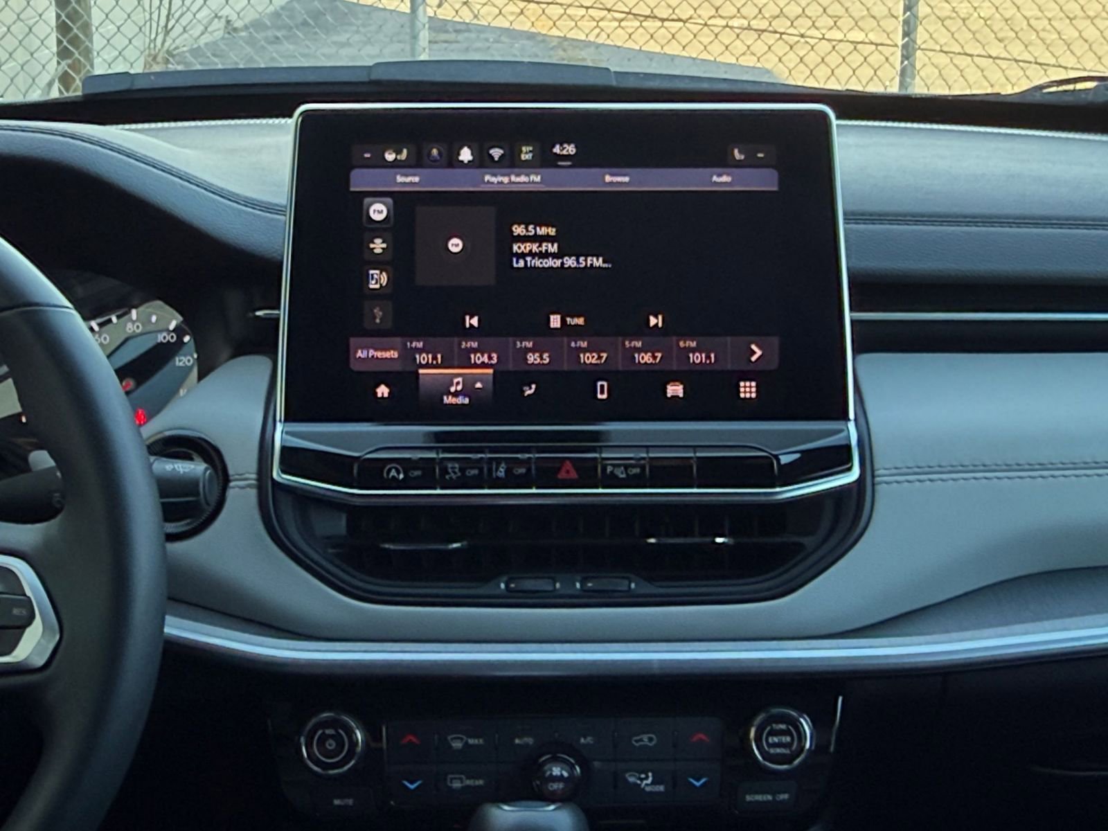 Thumbnail: 2025 Jeep Compass - 20