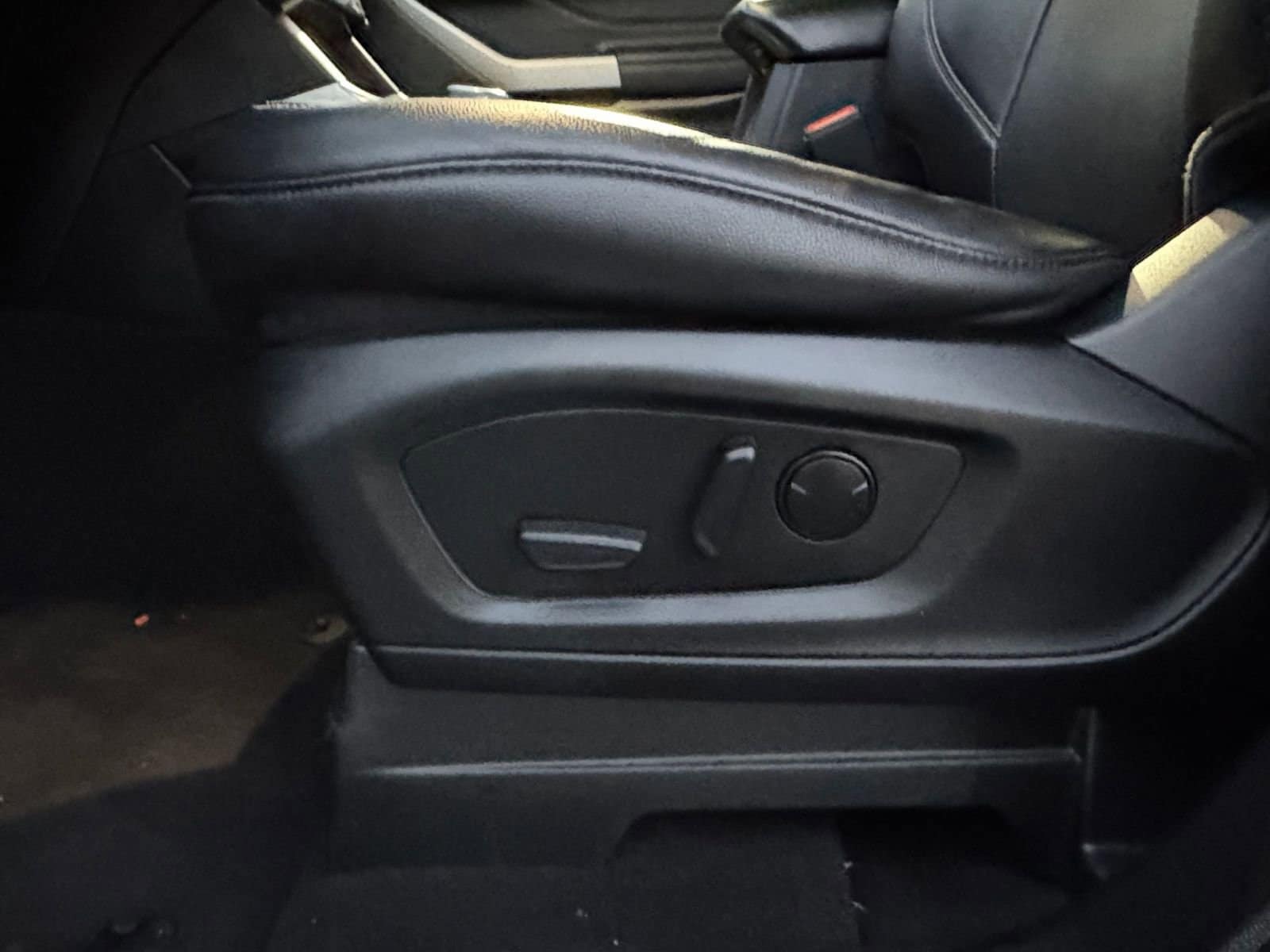 Thumbnail: 2024 Ford Explorer - 23