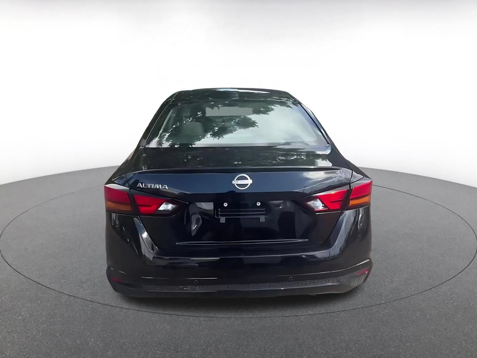 Thumbnail: 2025 Nissan Altima - 7