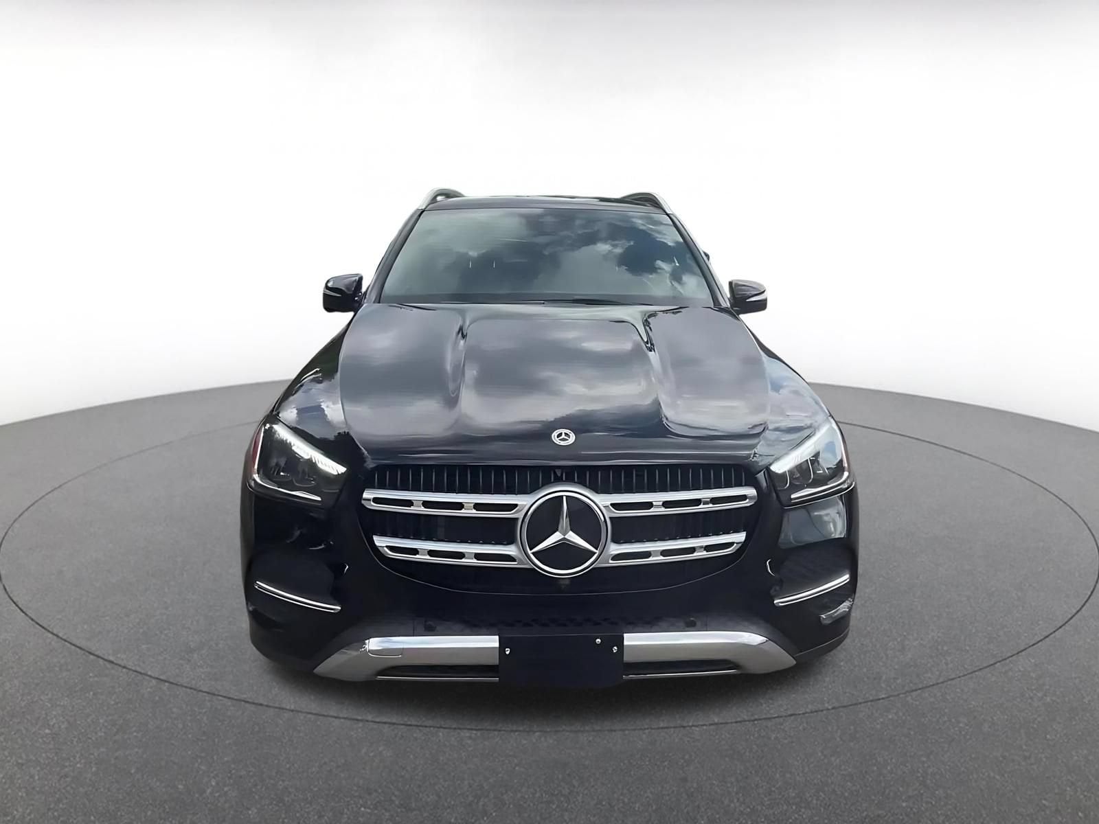 Thumbnail: 2026 Mercedes-Benz GLE - 4