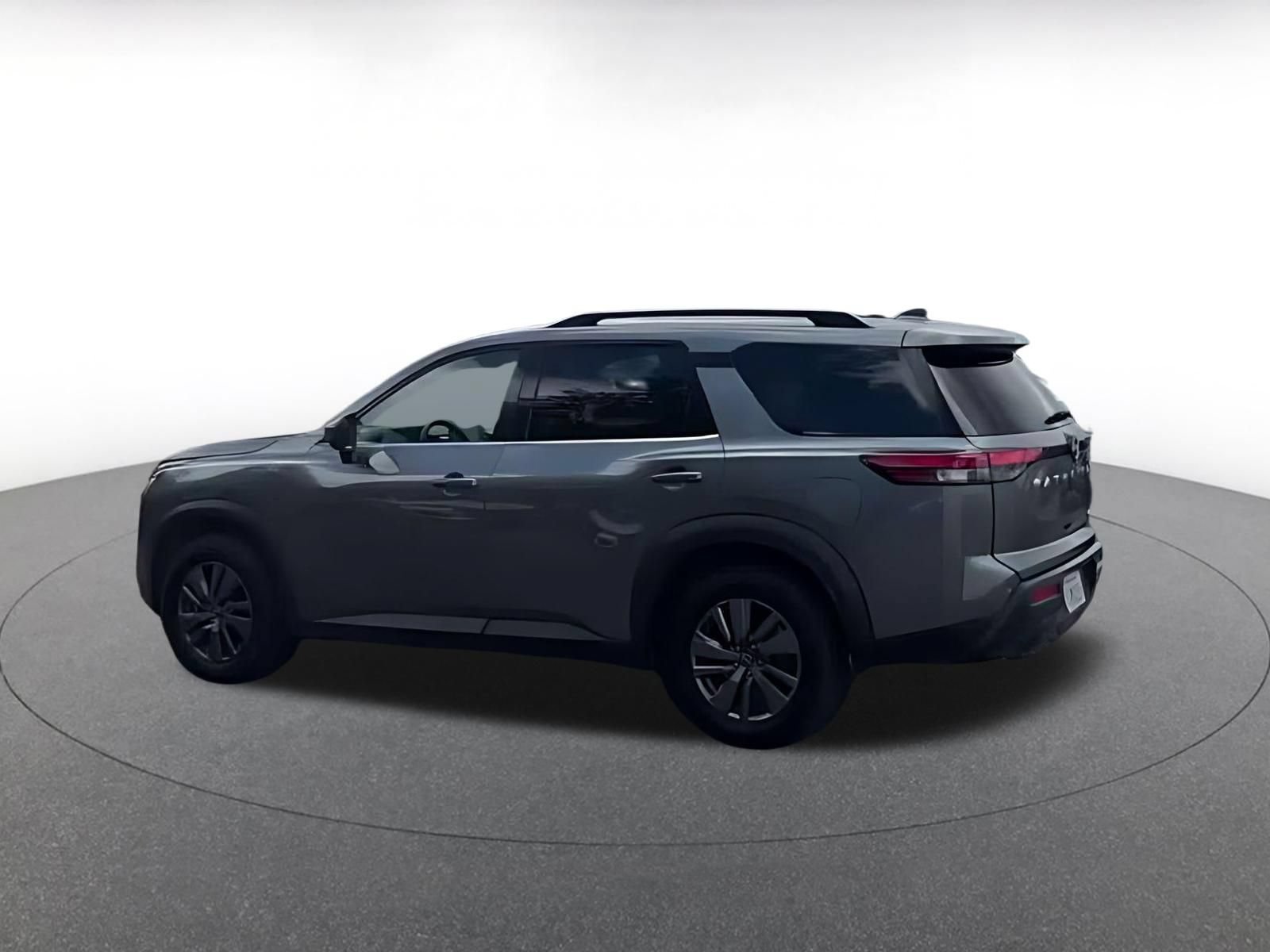Thumbnail: 2025 Nissan Pathfinder - 12