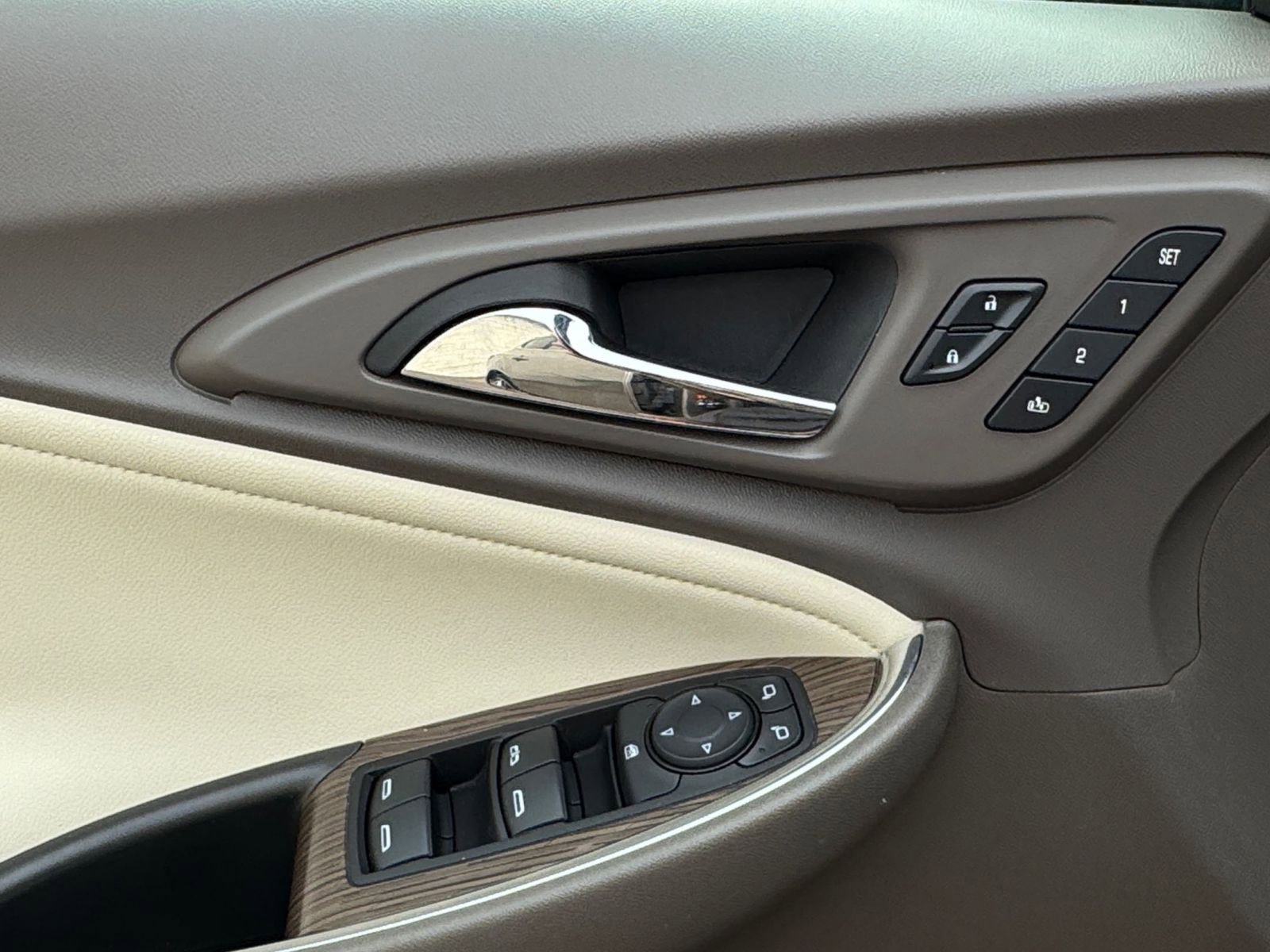 Thumbnail: 2024 Chevrolet Malibu - 20