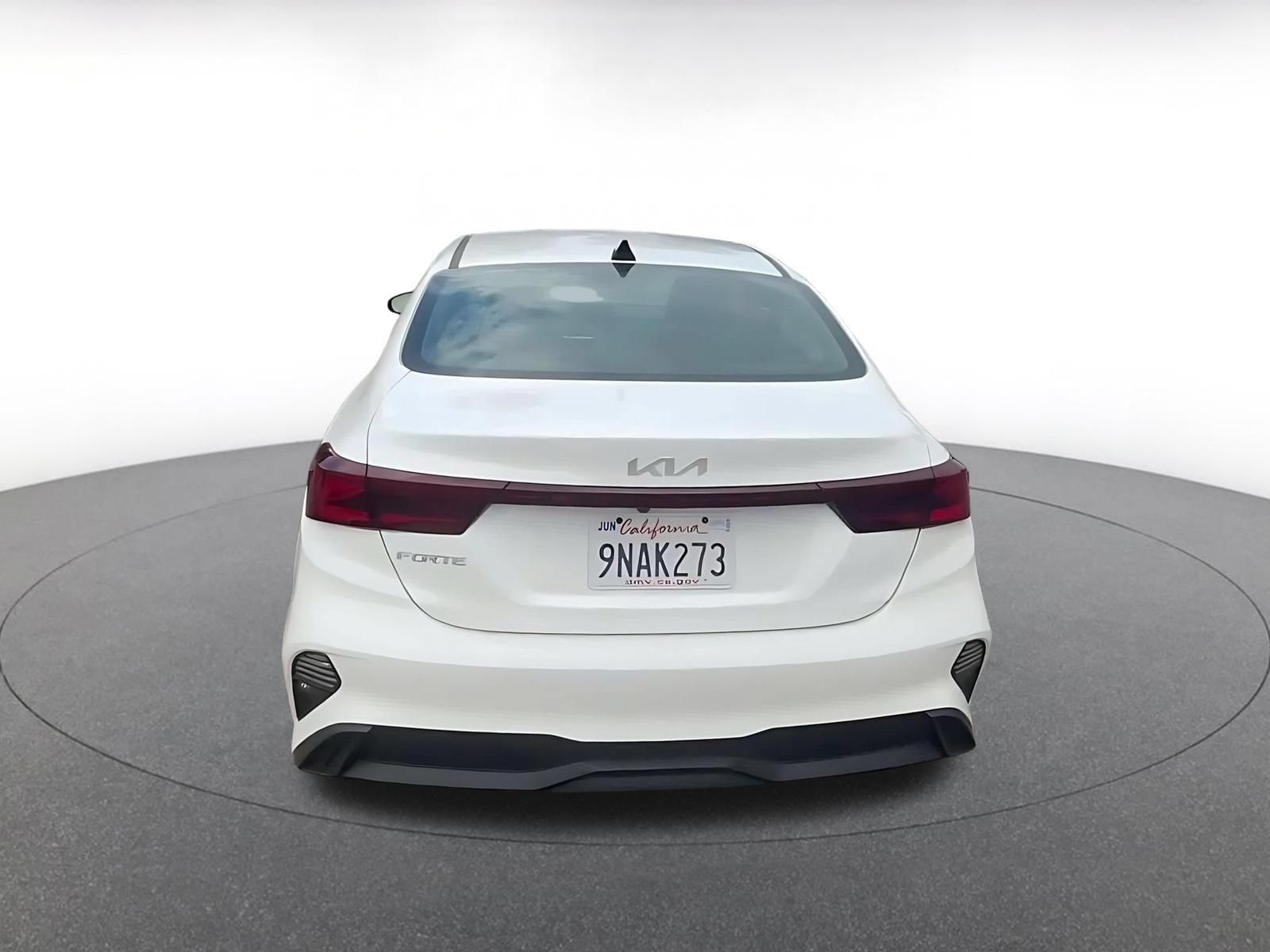 Thumbnail: 2024 Kia Forte - 12