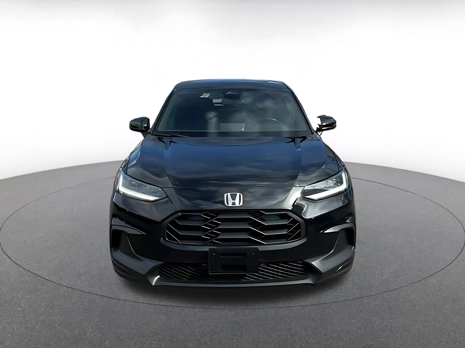 Thumbnail: 2025 Honda HR-V - 2