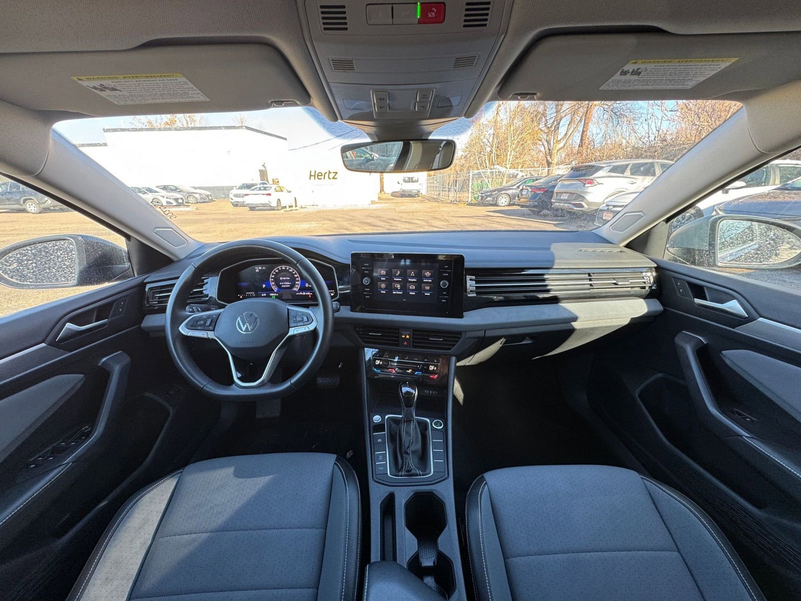 Thumbnail: 2025 Volkswagen Jetta - 32