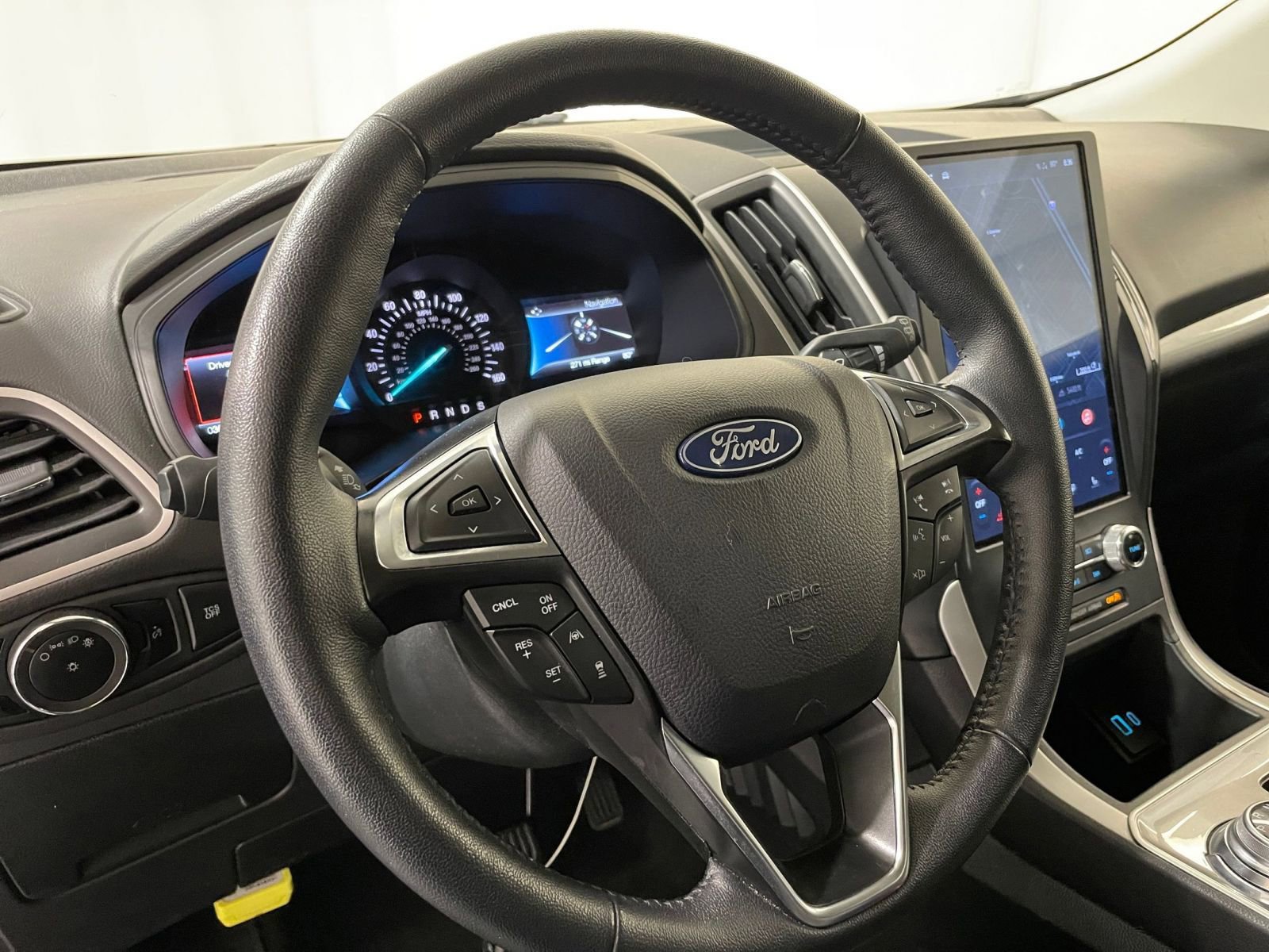 2024 Ford Edge SEL 28
