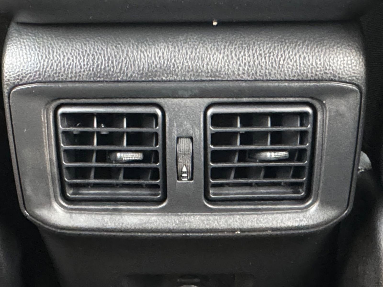 Thumbnail: 2025 Toyota RAV4 - 23