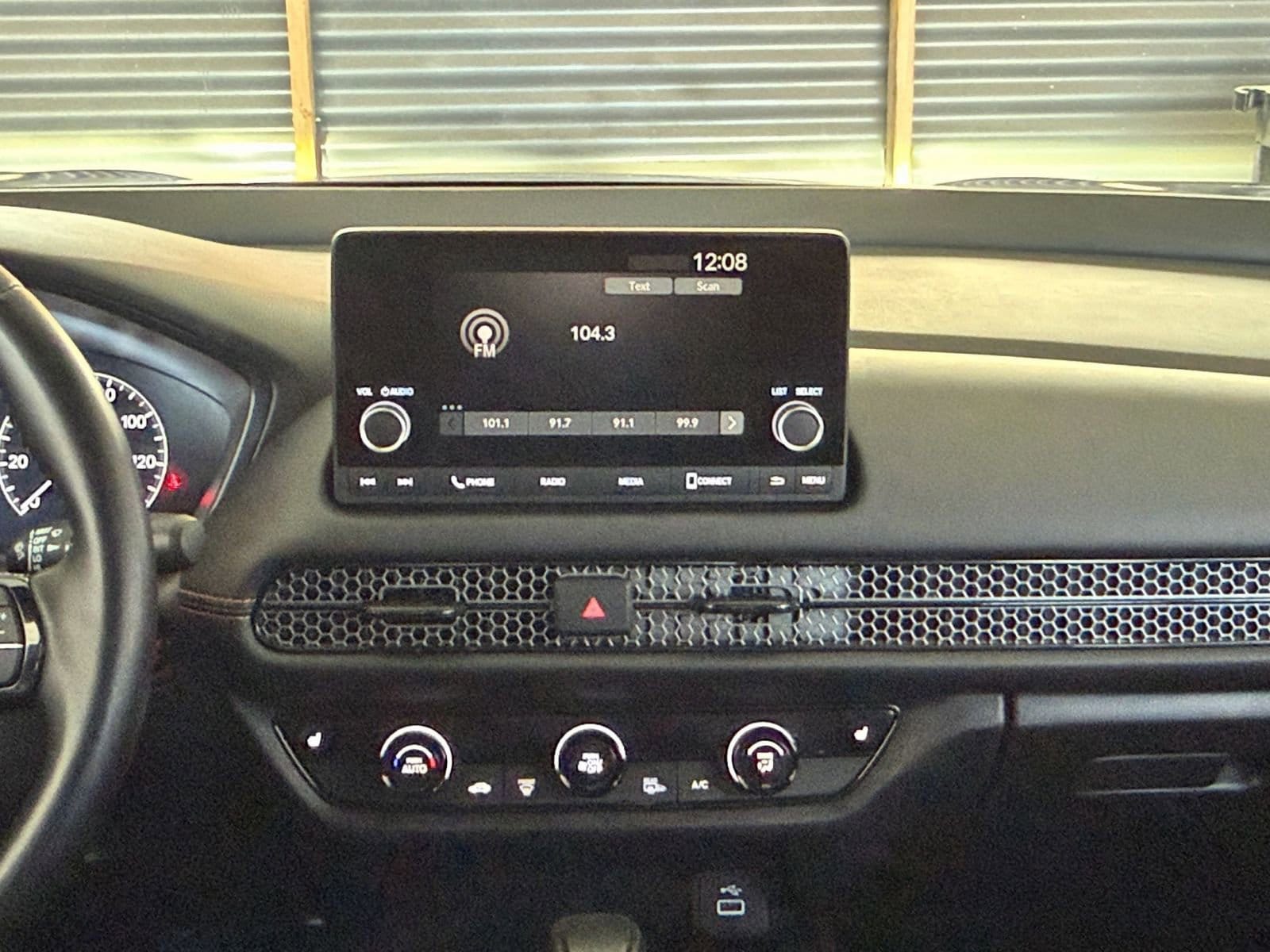 Thumbnail: 2025 Honda HR-V - 17