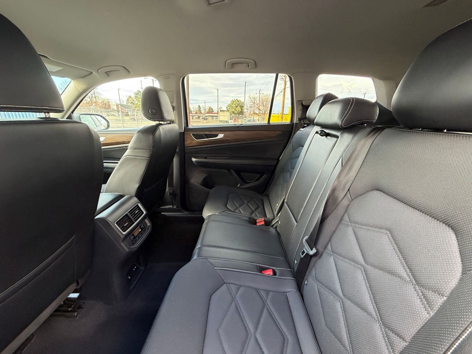 Thumbnail: 2024 Volkswagen Atlas - 24