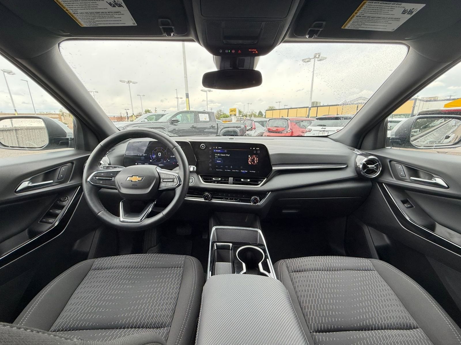 Thumbnail: 2025 Chevrolet Equinox - 32