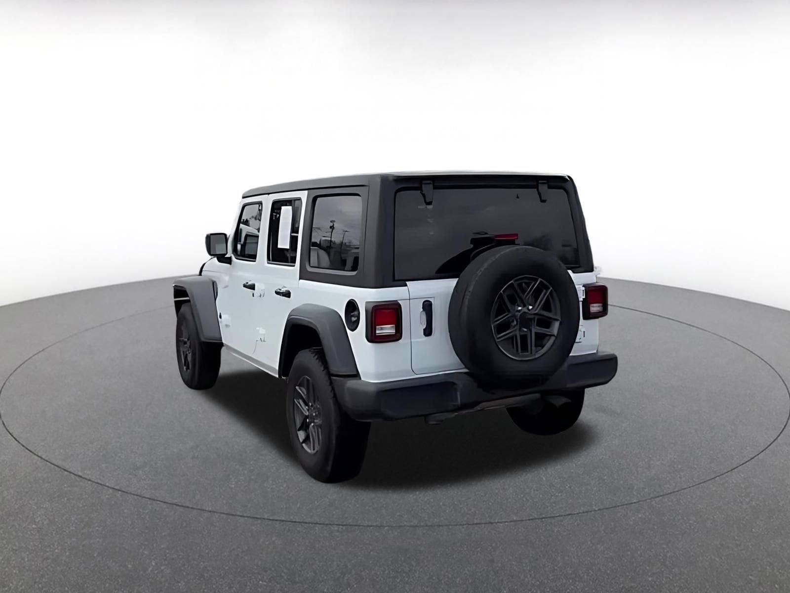 Thumbnail: 2025 Jeep Wrangler - 8