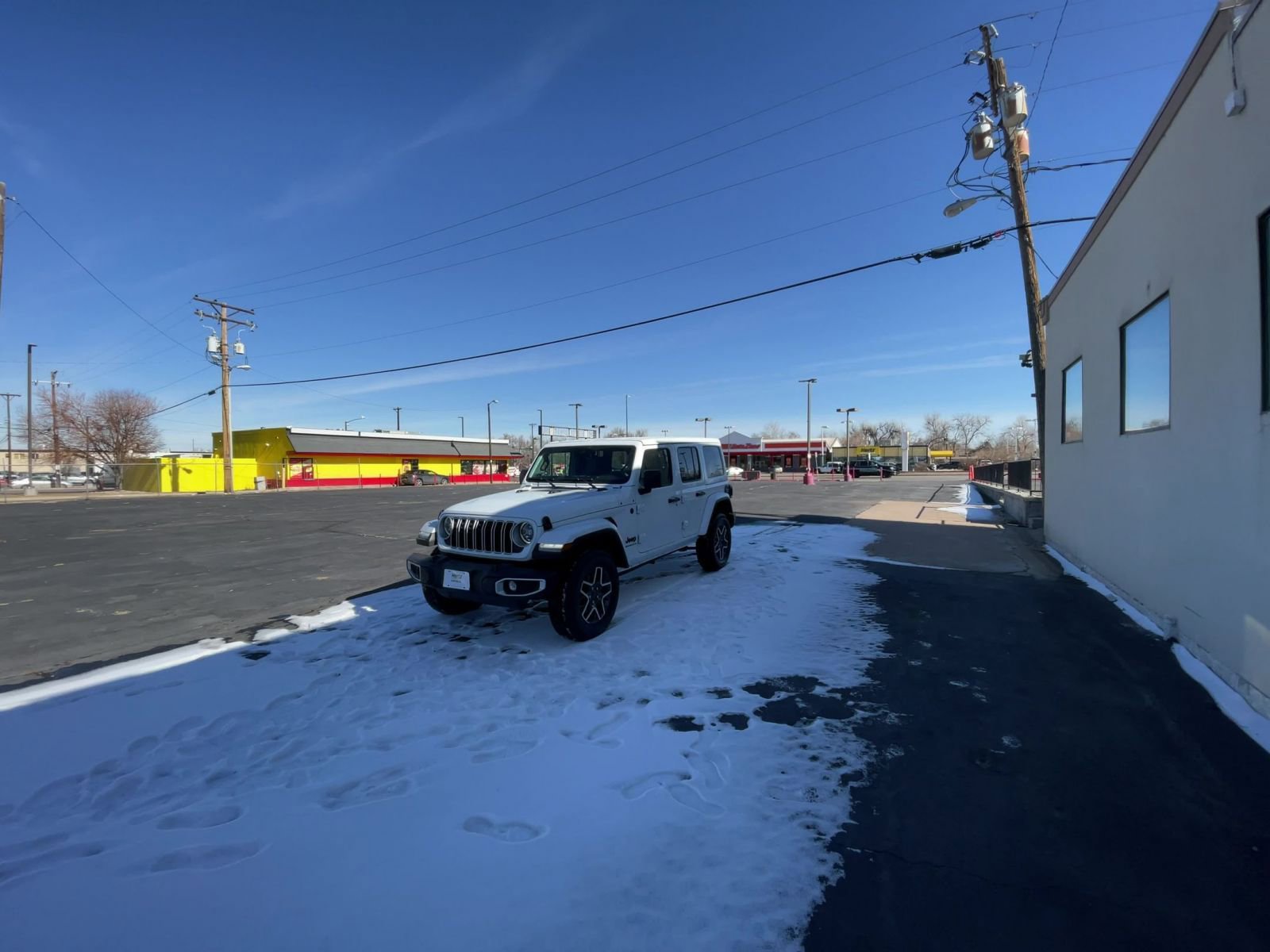 Thumbnail: 2025 Jeep Wrangler - 14