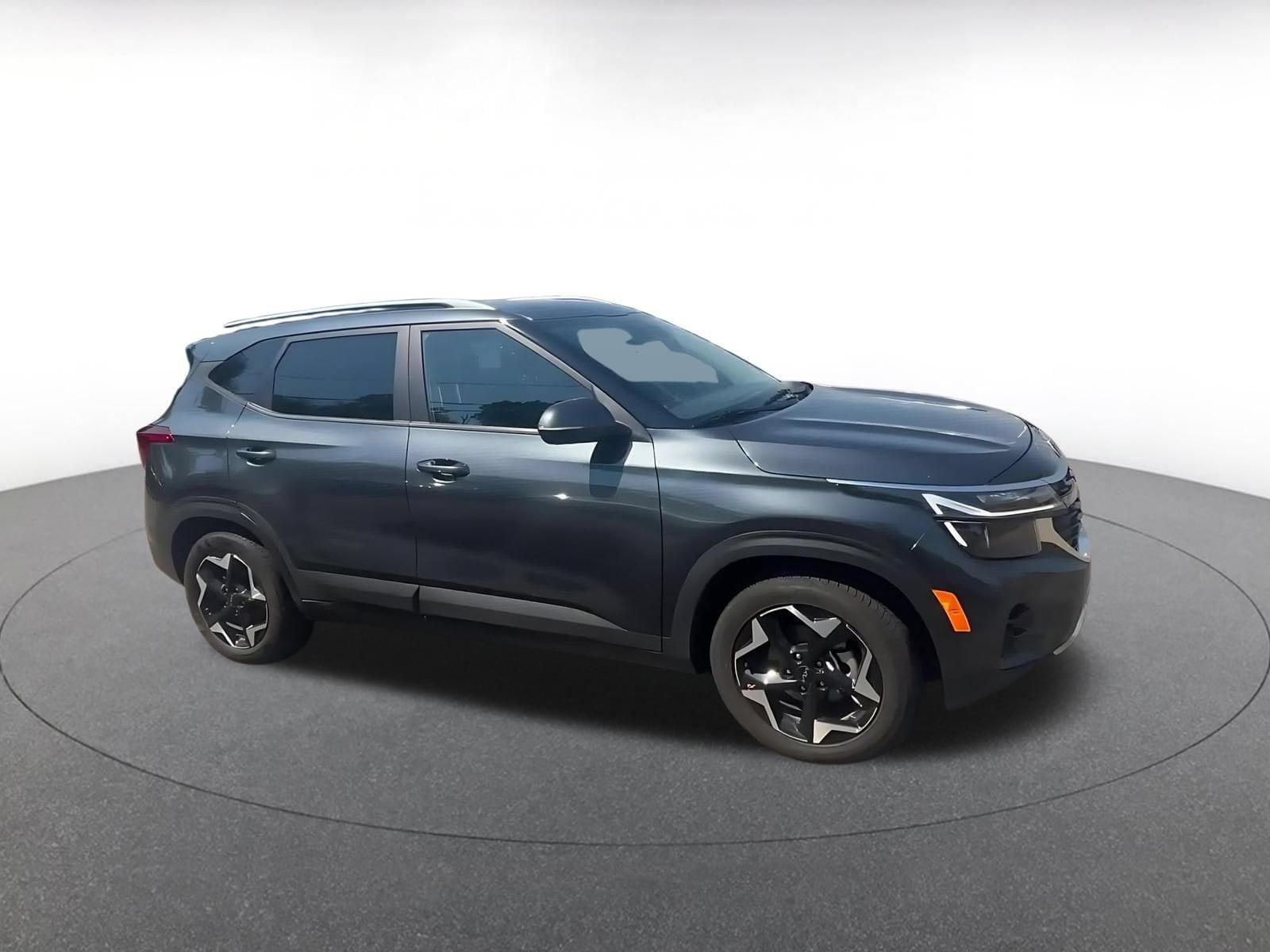 Thumbnail: 2025 Kia Seltos - 2
