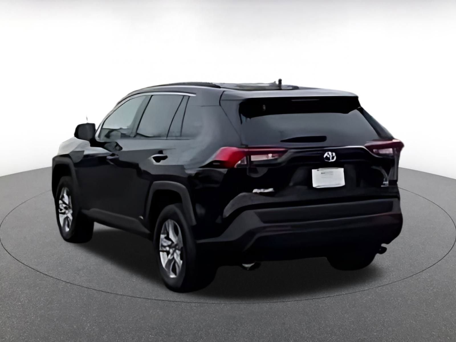 Thumbnail: 2025 Toyota RAV4 - 14