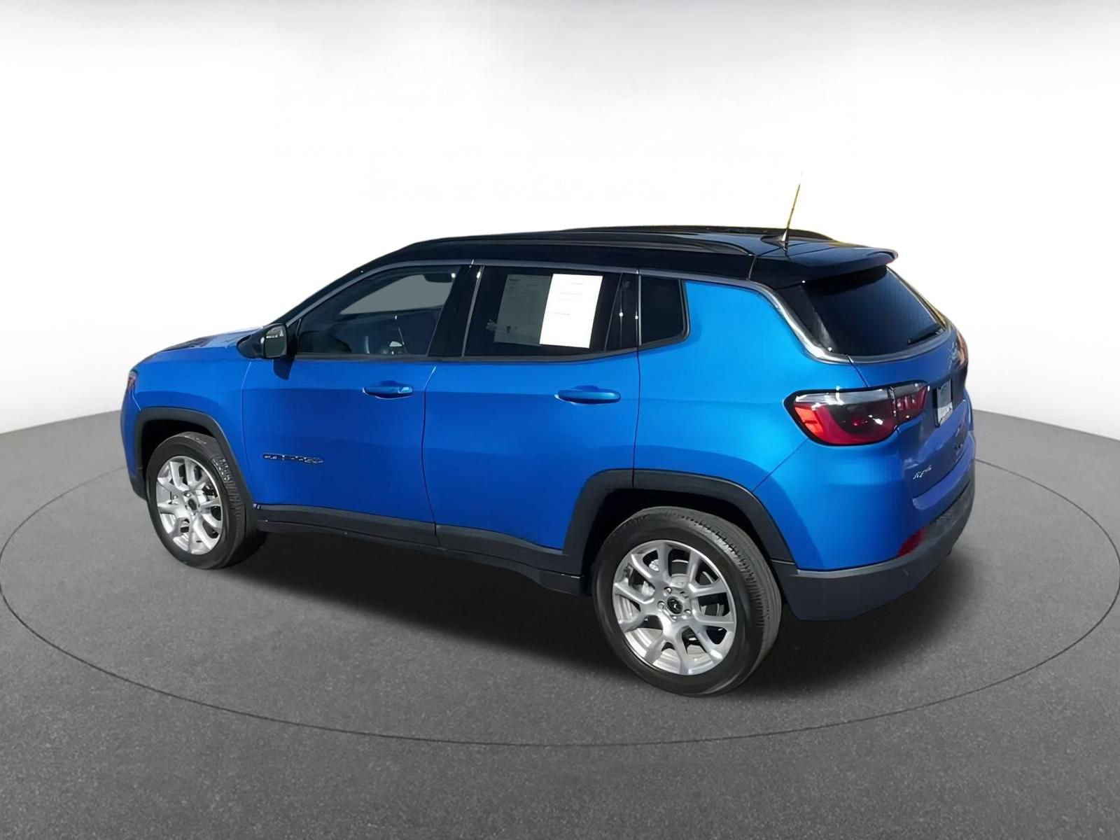 Thumbnail: 2025 Jeep Compass - 10