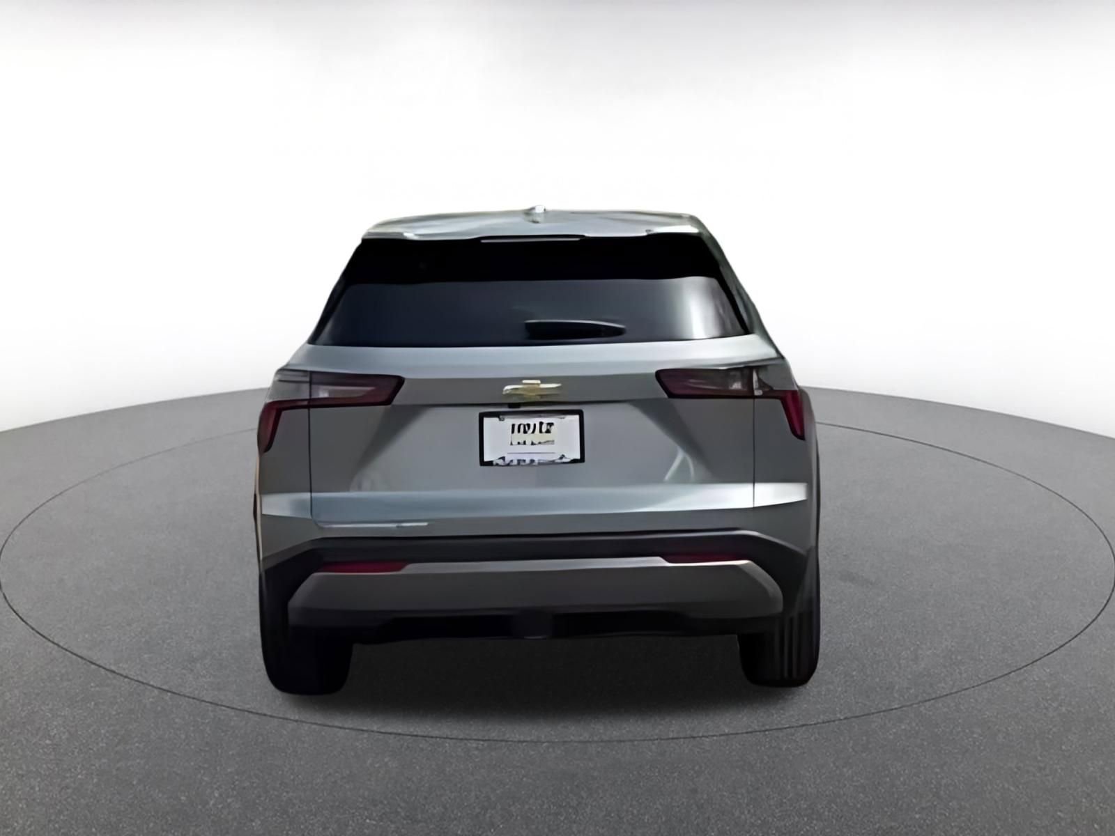 Thumbnail: 2025 Chevrolet Equinox - 16