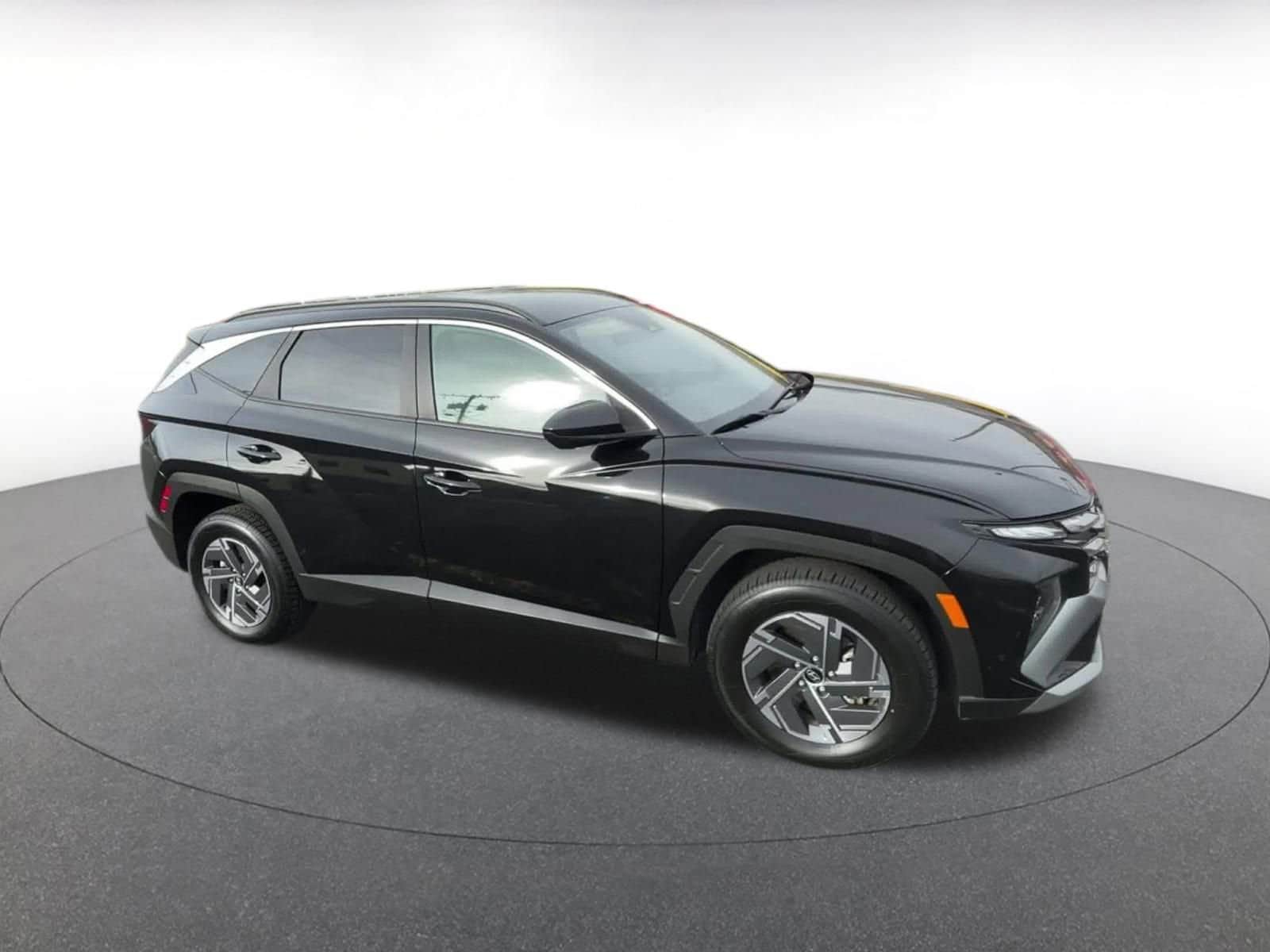 Thumbnail: 2025 Hyundai Tucson - 1