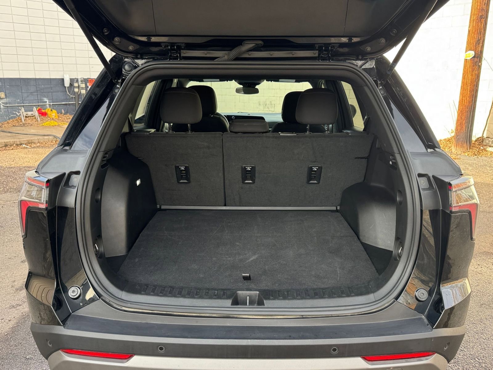 Thumbnail: 2025 Chevrolet Equinox - 30