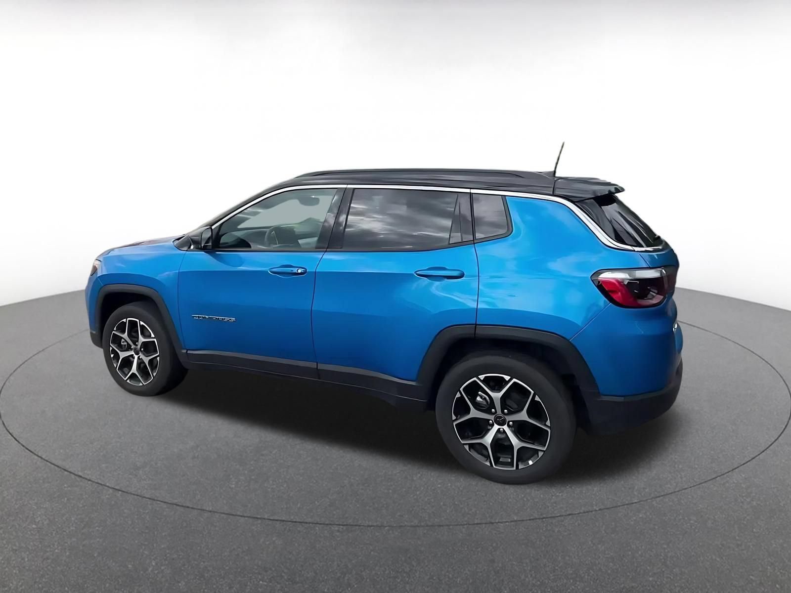 Thumbnail: 2025 Jeep Compass - 4