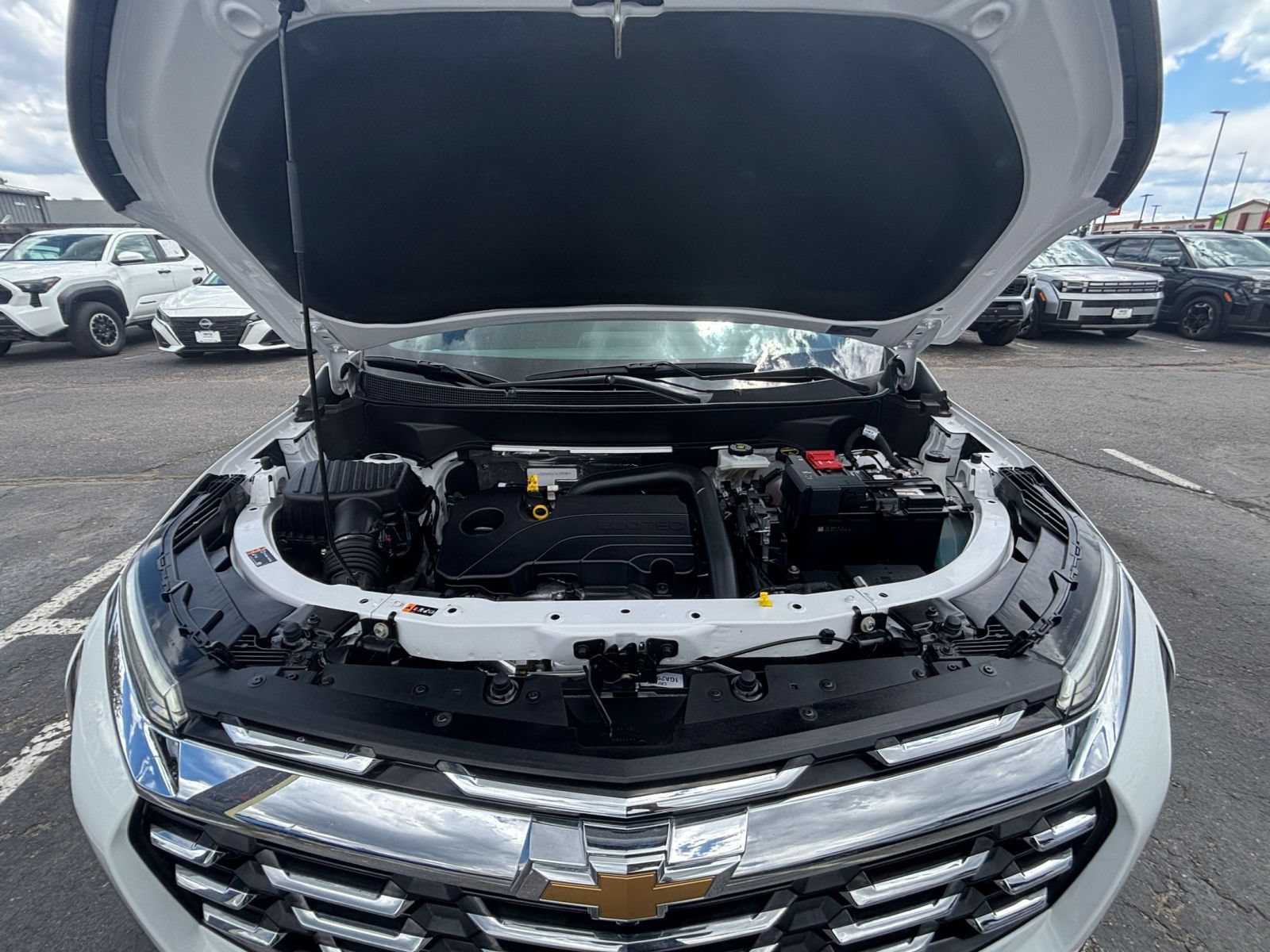 Thumbnail: 2025 Chevrolet Equinox - 25