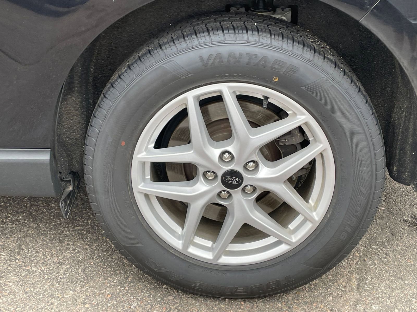 Thumbnail: 2024 Ford Edge - 30