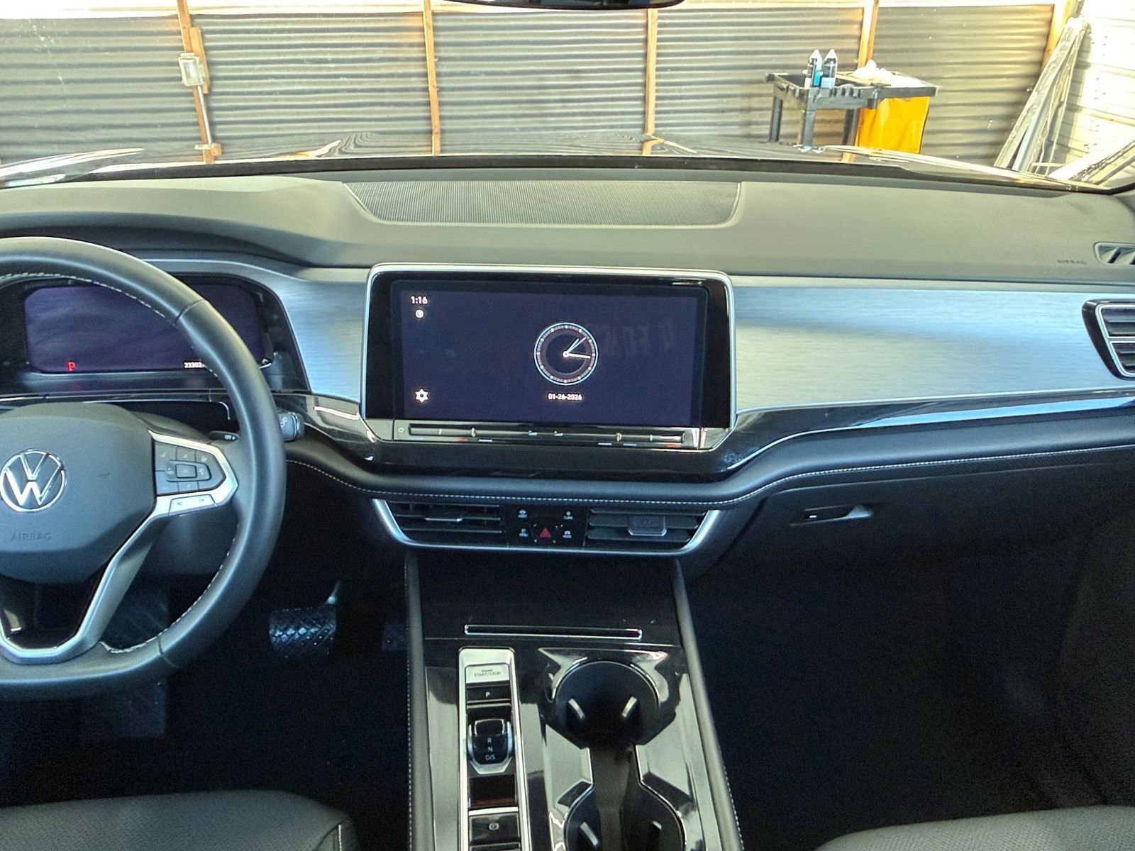 Thumbnail: 2025 Volkswagen Atlas - 17