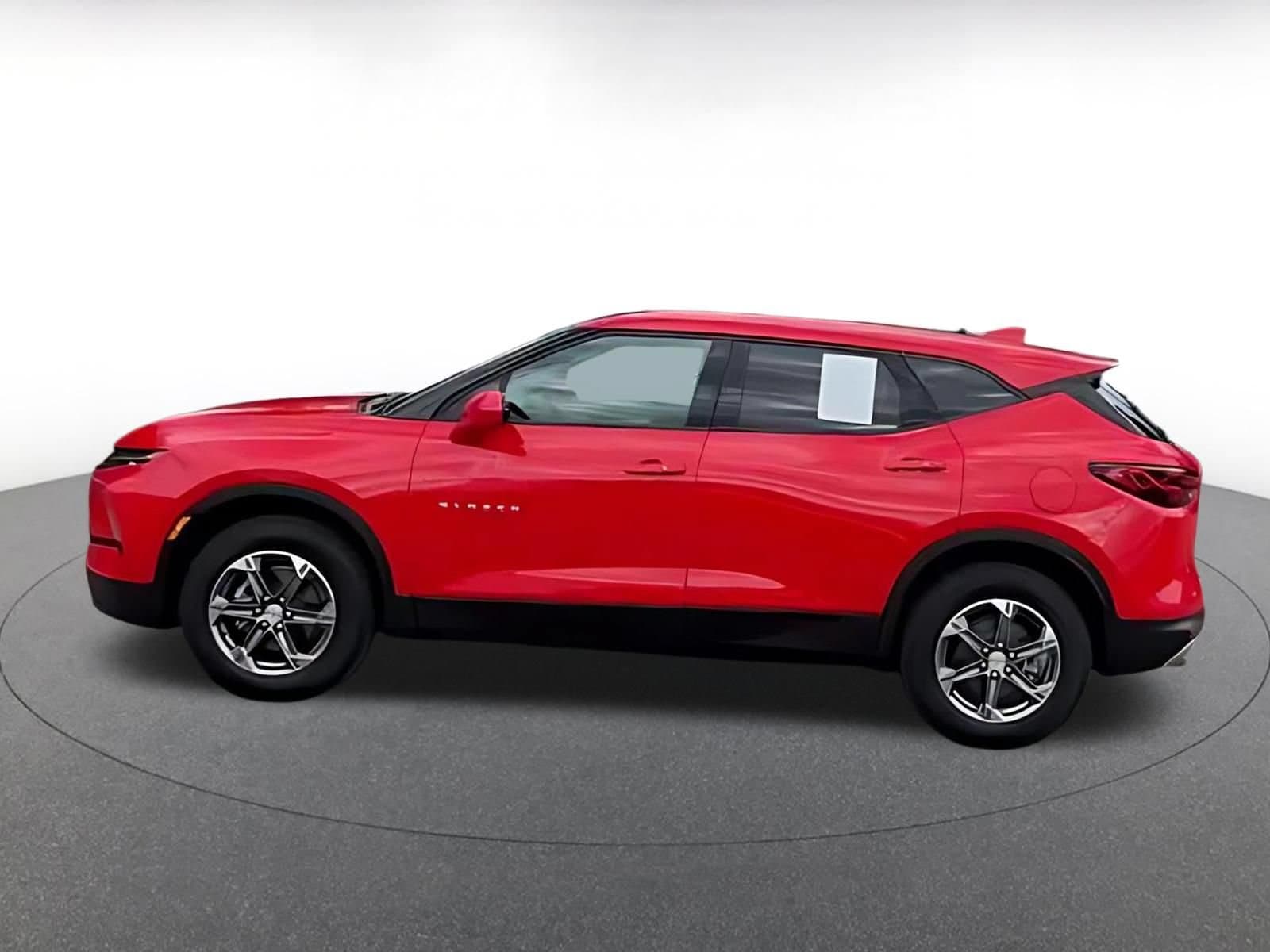 Thumbnail: 2026 Chevrolet Blazer - 16