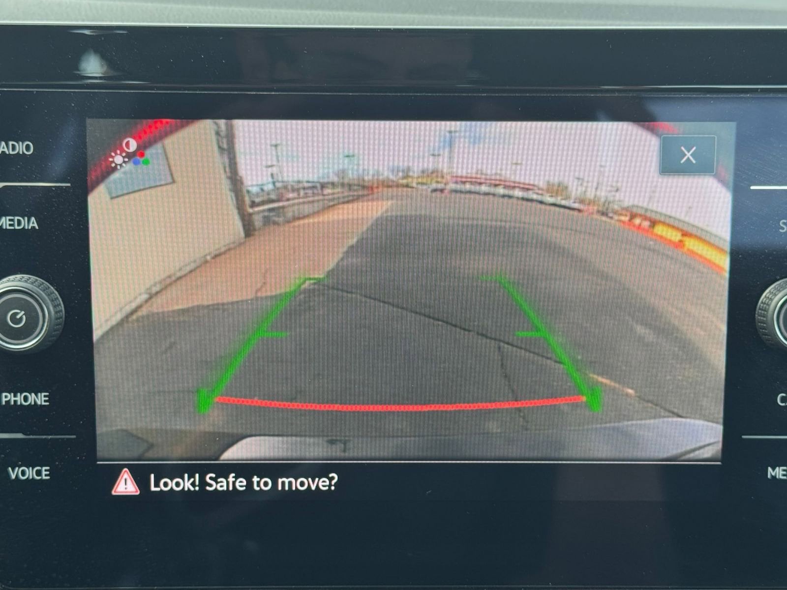 Thumbnail: 2025 Volkswagen Jetta - 17