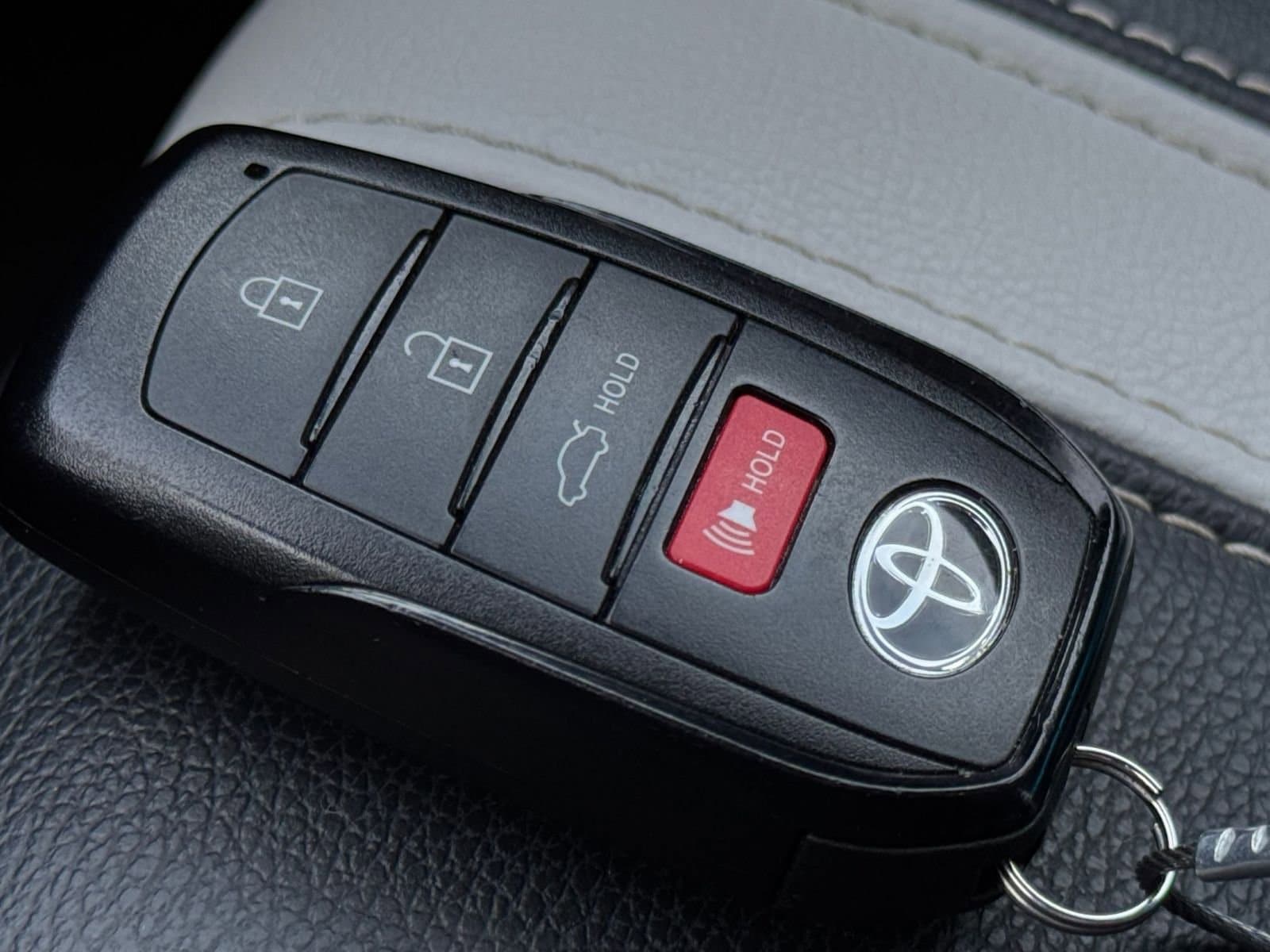 Thumbnail: 2025 Toyota Camry - 22