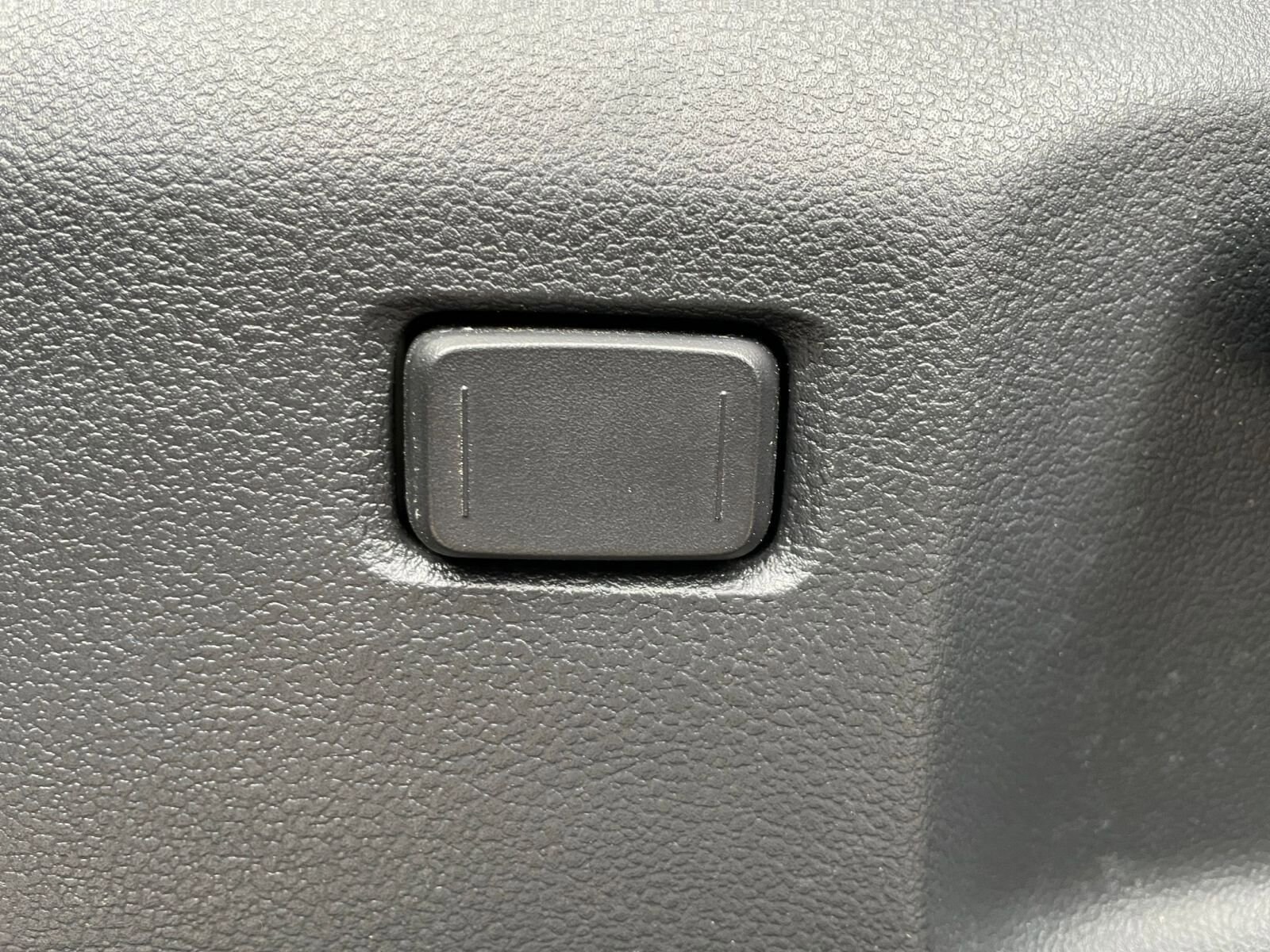 Thumbnail: 2025 Toyota 4Runner - 22