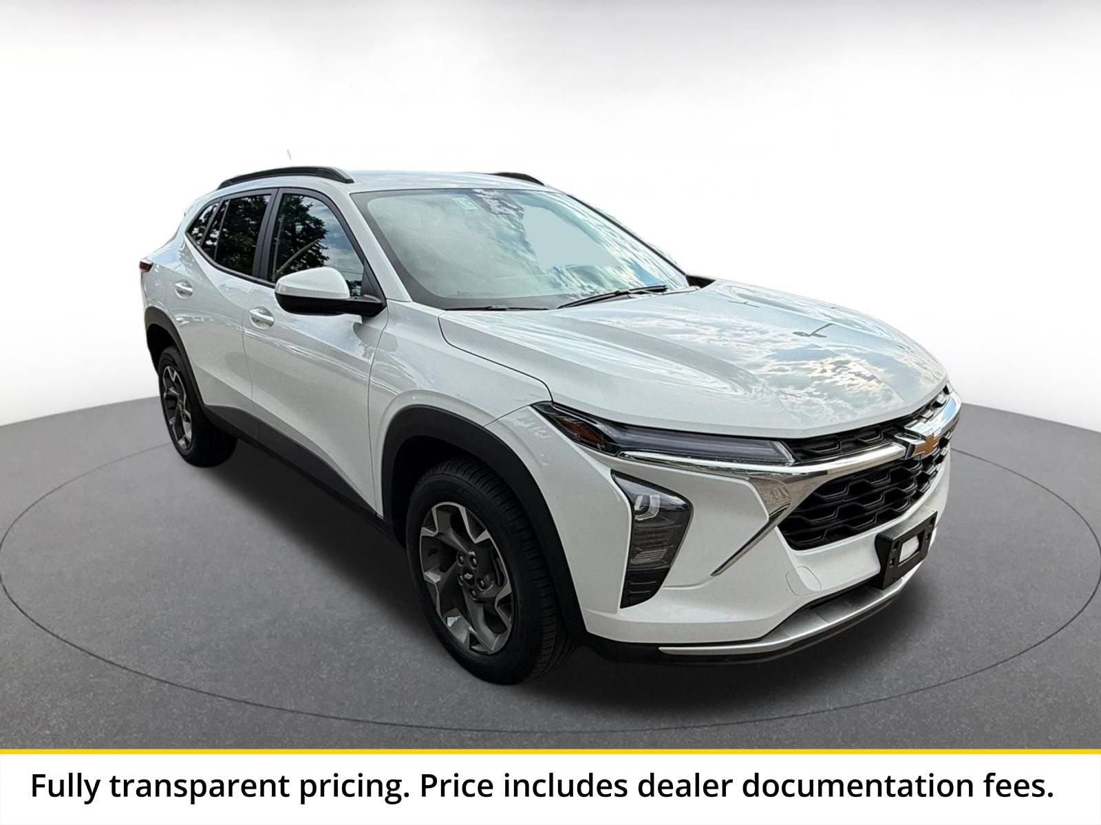 Thumbnail: 2025 Chevrolet Trax - 1