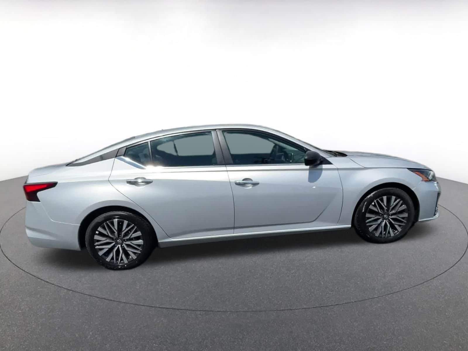 Thumbnail: 2024 Nissan Altima - 16