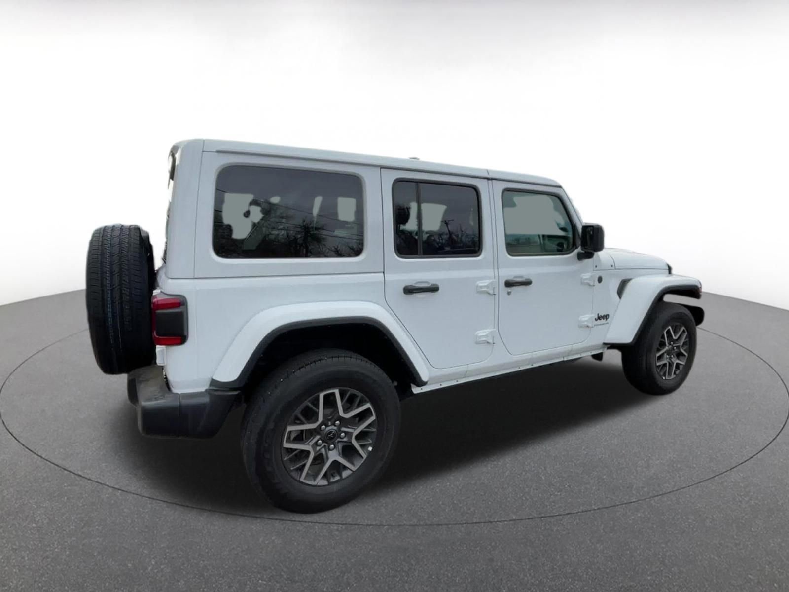 Thumbnail: 2025 Jeep Wrangler - 15