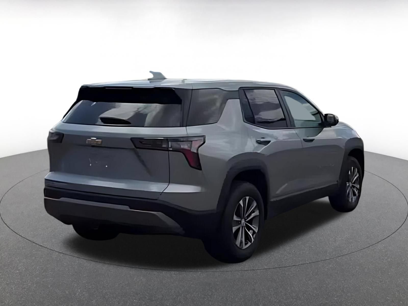 Thumbnail: 2025 Chevrolet Equinox - 10