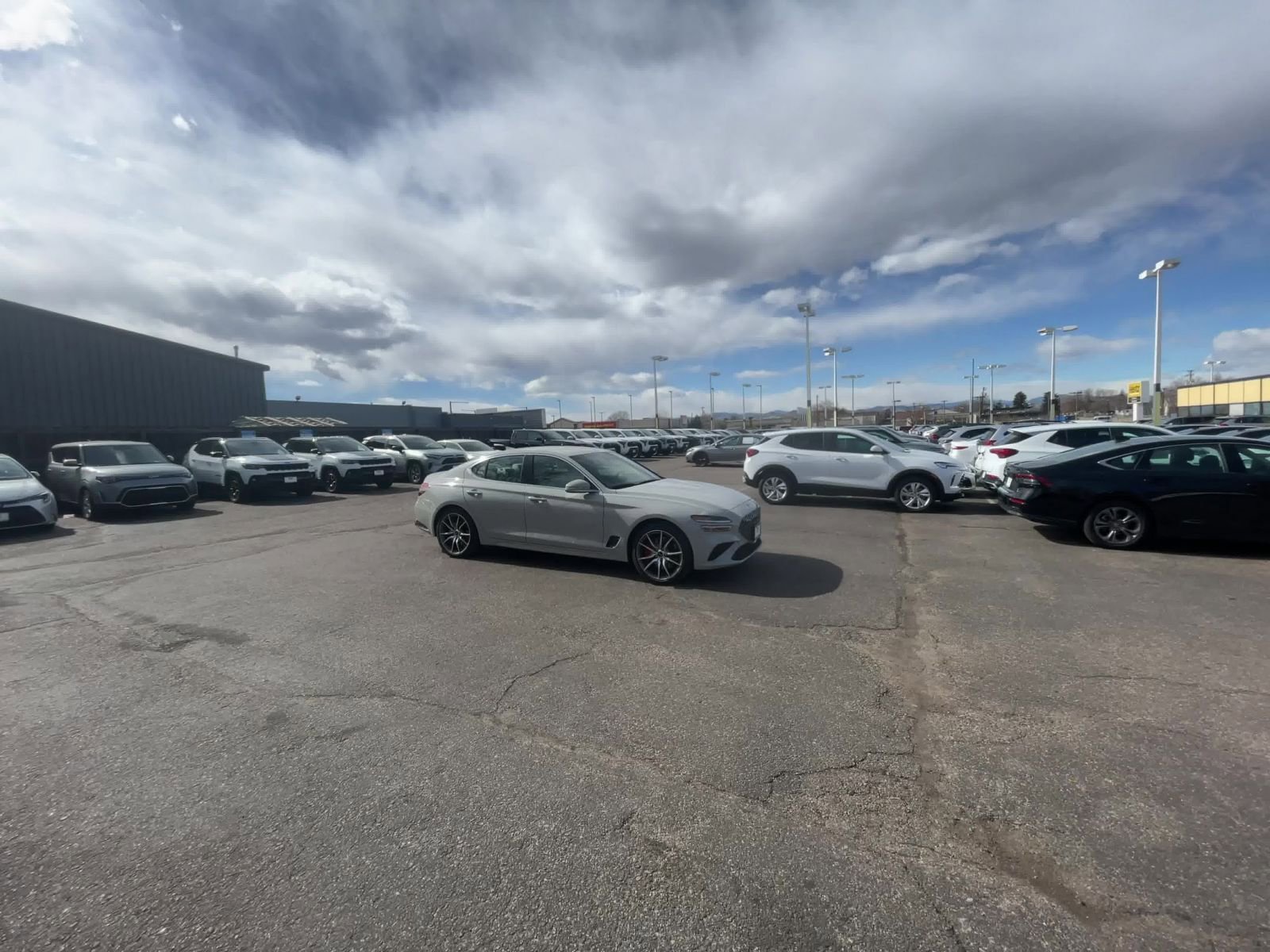 Thumbnail: 2025 Genesis G70 - 12