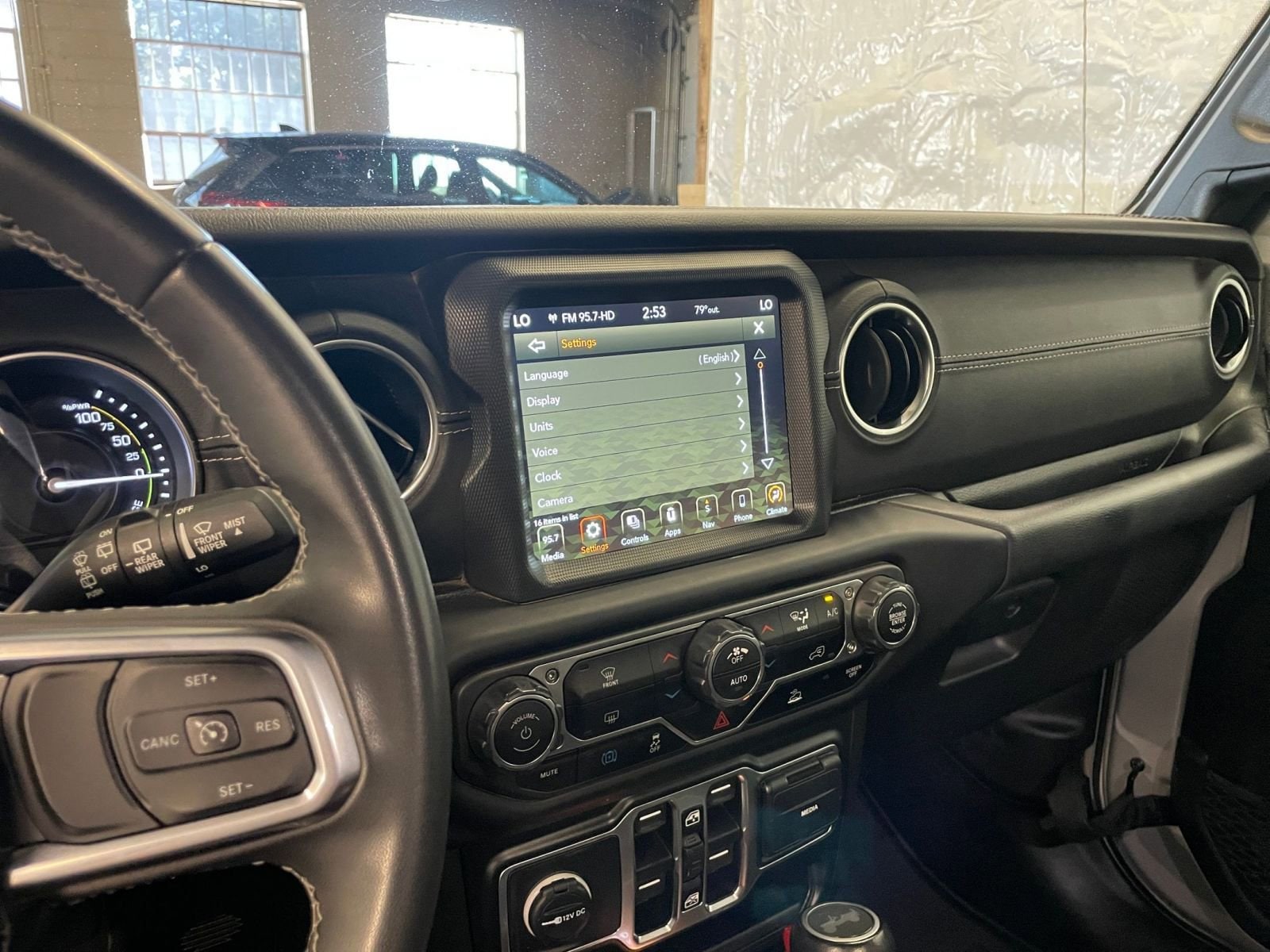 Thumbnail: 2023 Jeep Wrangler - 18