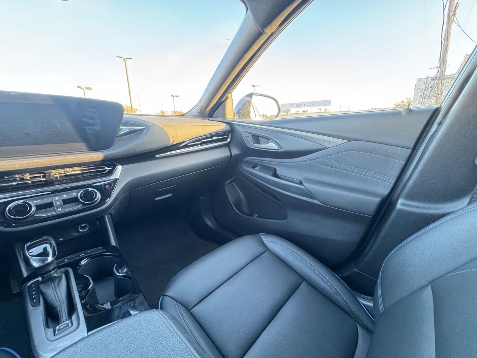 Thumbnail: 2025 Buick Envista - 33