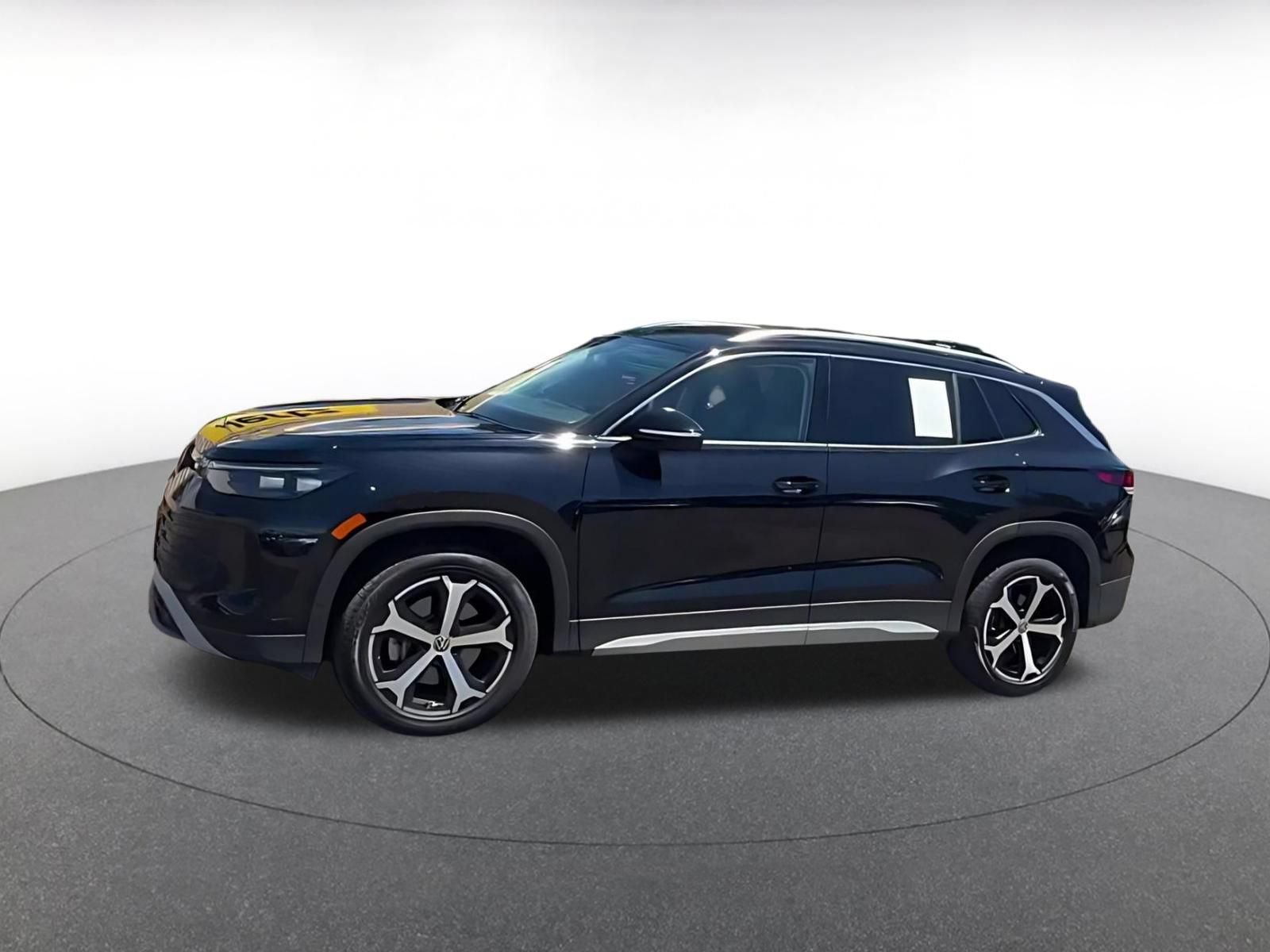 Thumbnail: 2026 Volkswagen Tiguan - 4
