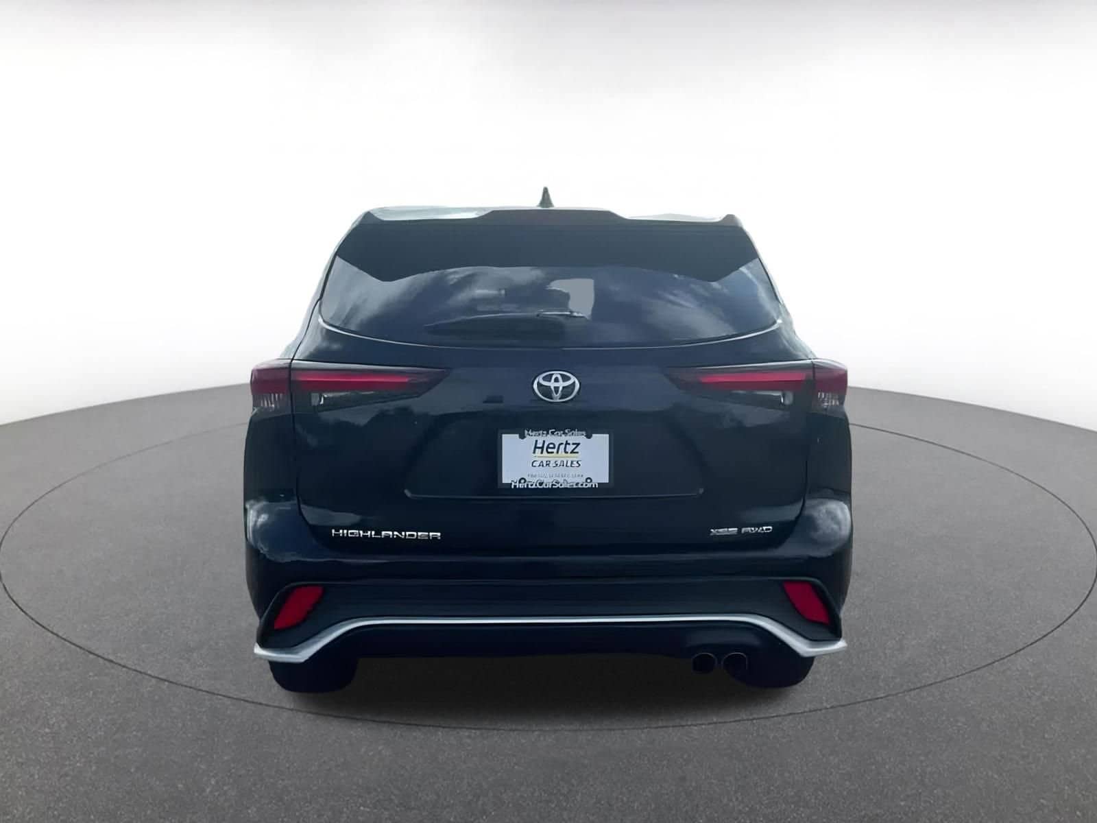 2024 Toyota Highlander XSE 11