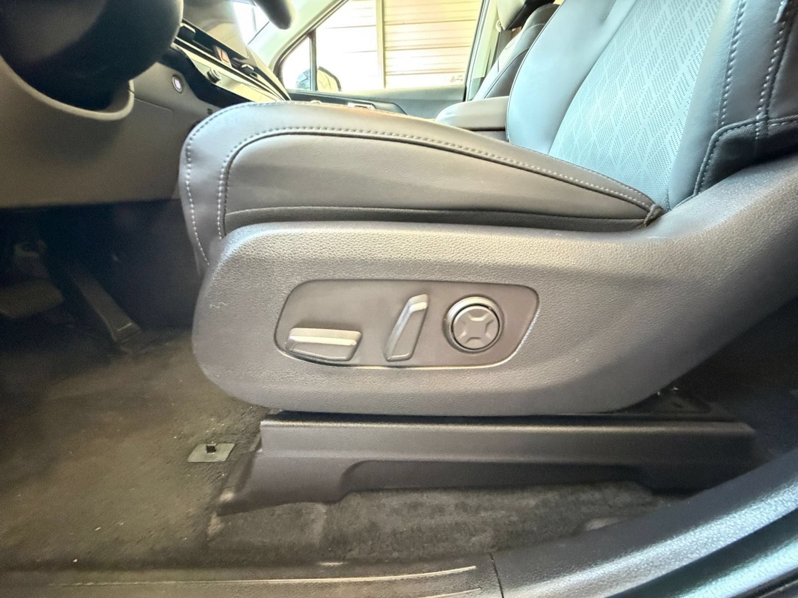 Thumbnail: 2026 Kia Carnival - 22