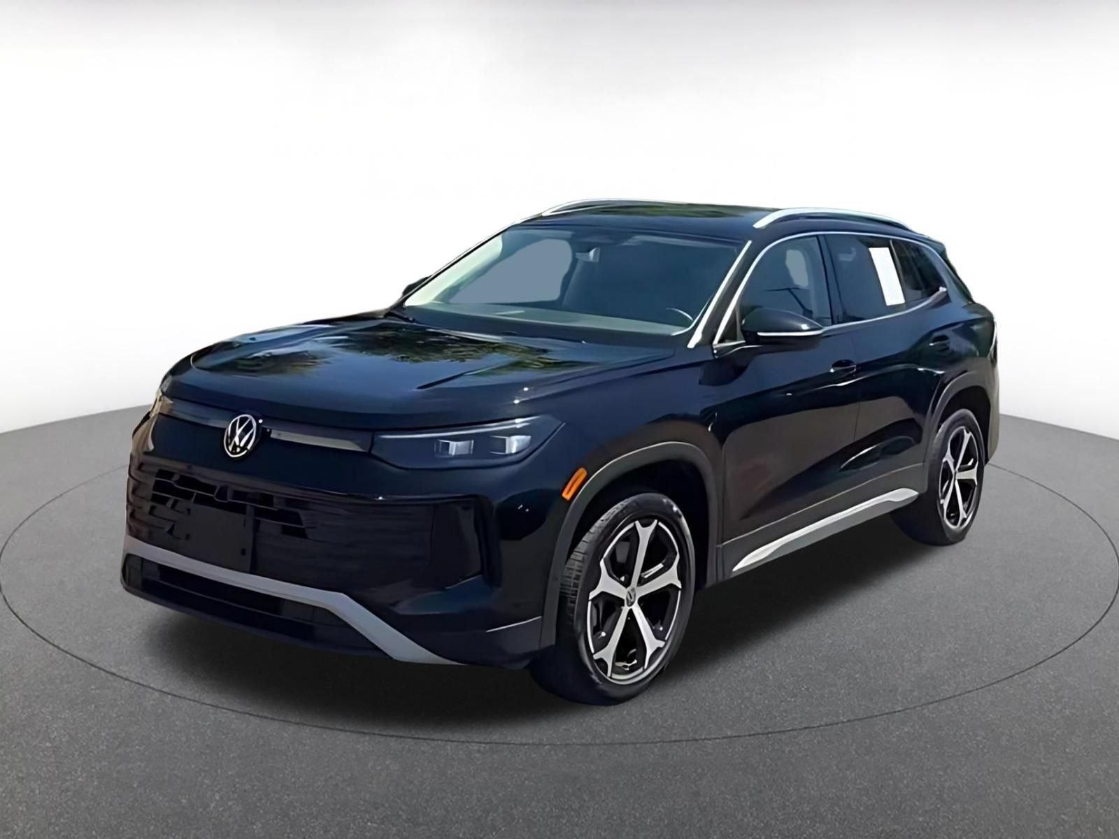 Thumbnail: 2026 Volkswagen Tiguan - 3