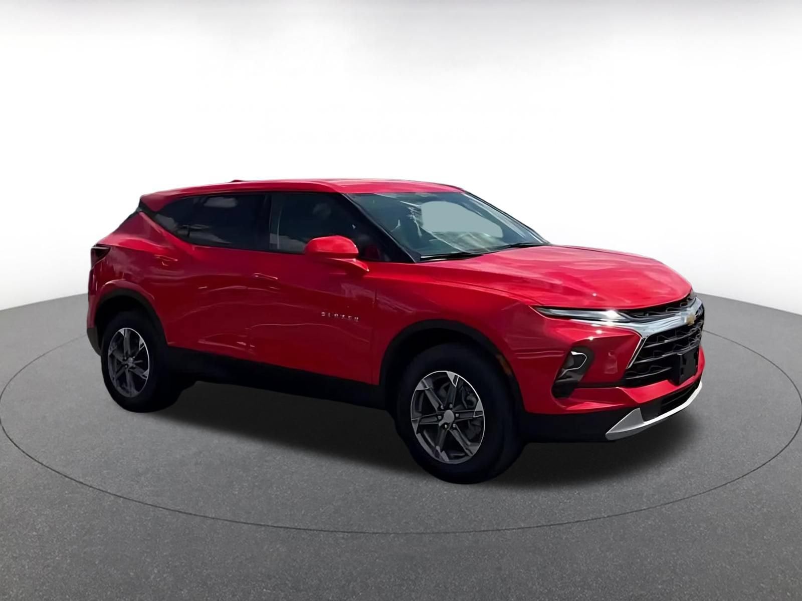Thumbnail: 2026 Chevrolet Blazer - 2