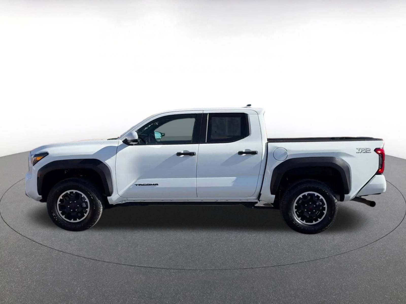 Thumbnail: 2025 Toyota Tacoma - 9