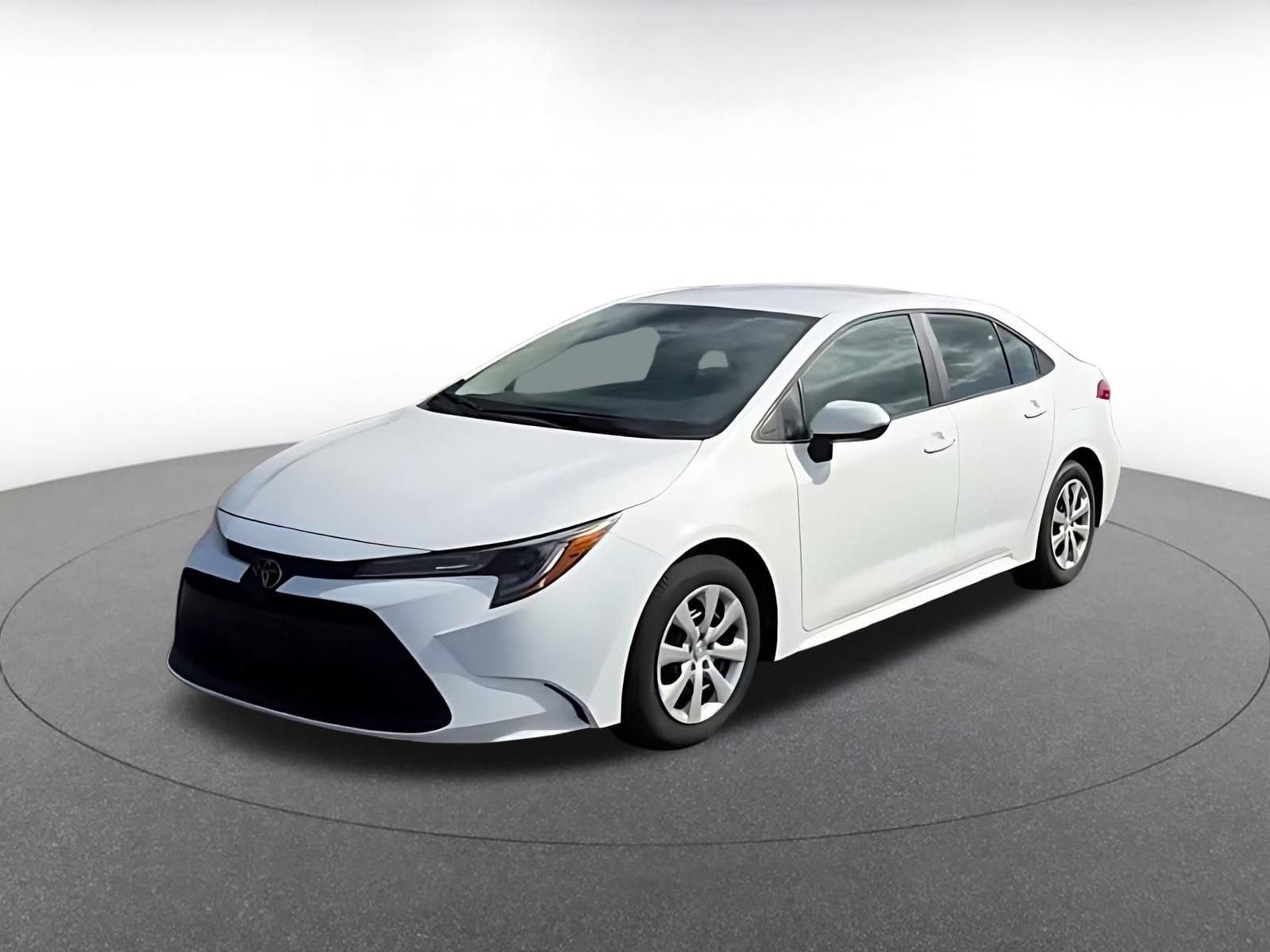 Thumbnail: 2025 Toyota Corolla - 4