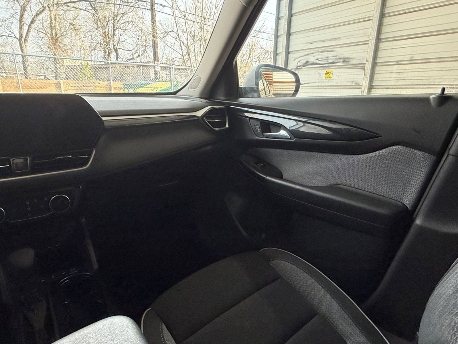 Thumbnail: 2025 Chevrolet TrailBlazer - 33